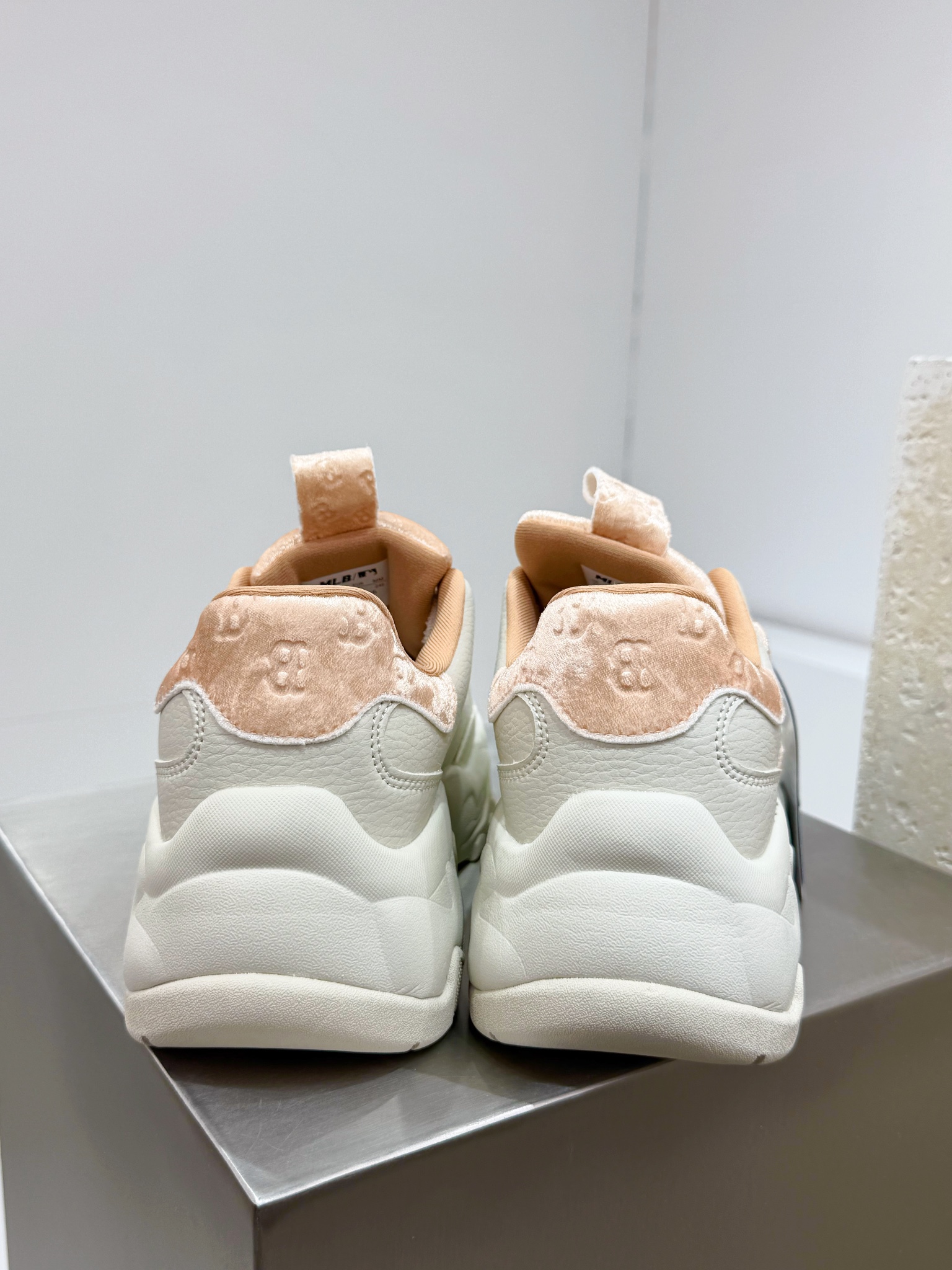 Calvin Klein Dolce Gabbana Nike Male Running Shoes M-l-s