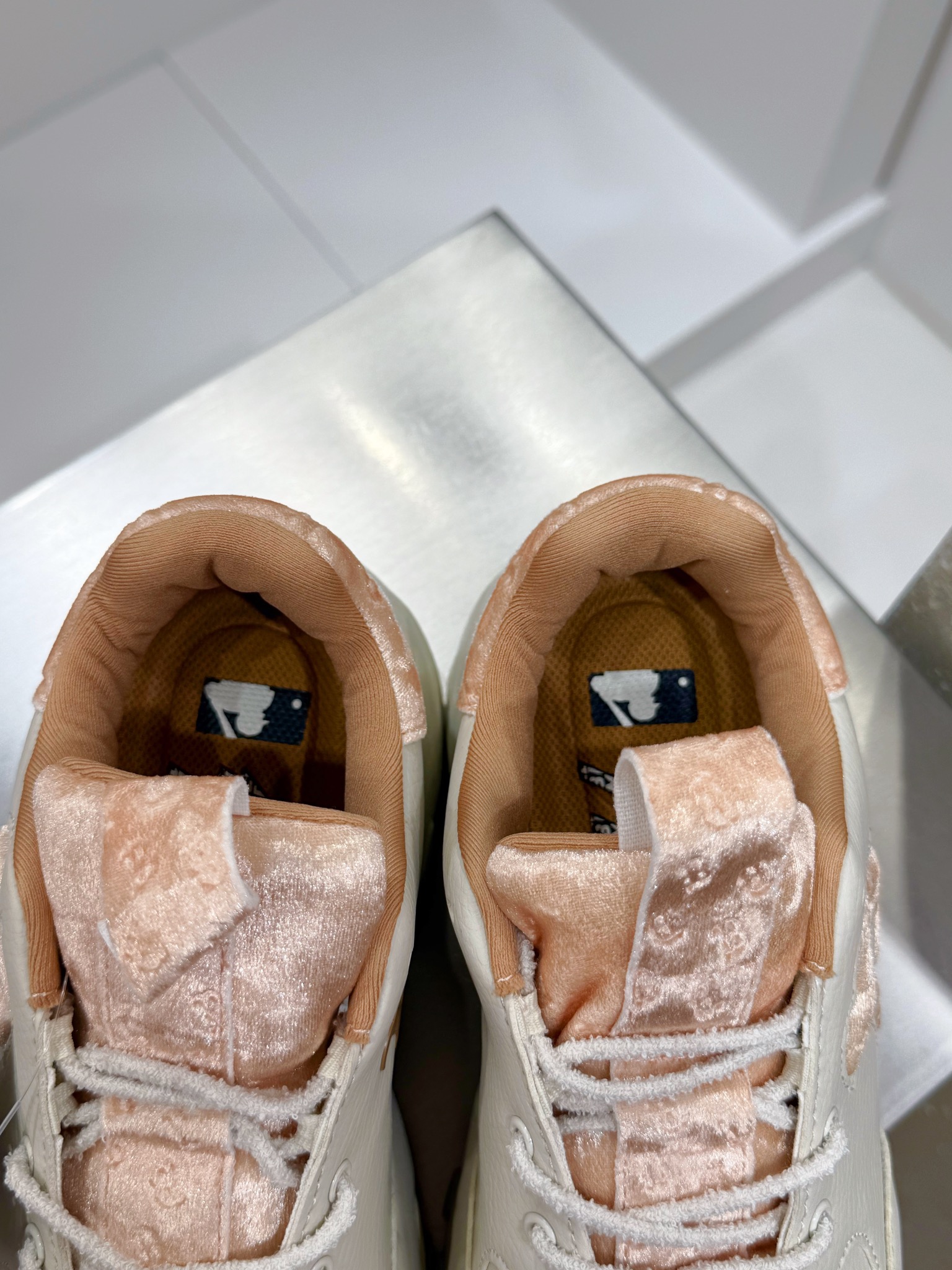 Calvin Klein Dolce Gabbana Nike Male Running Shoes M-l-s