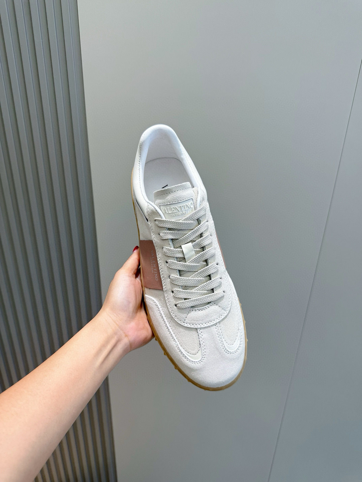 Valentino Couple Sneakers L-s