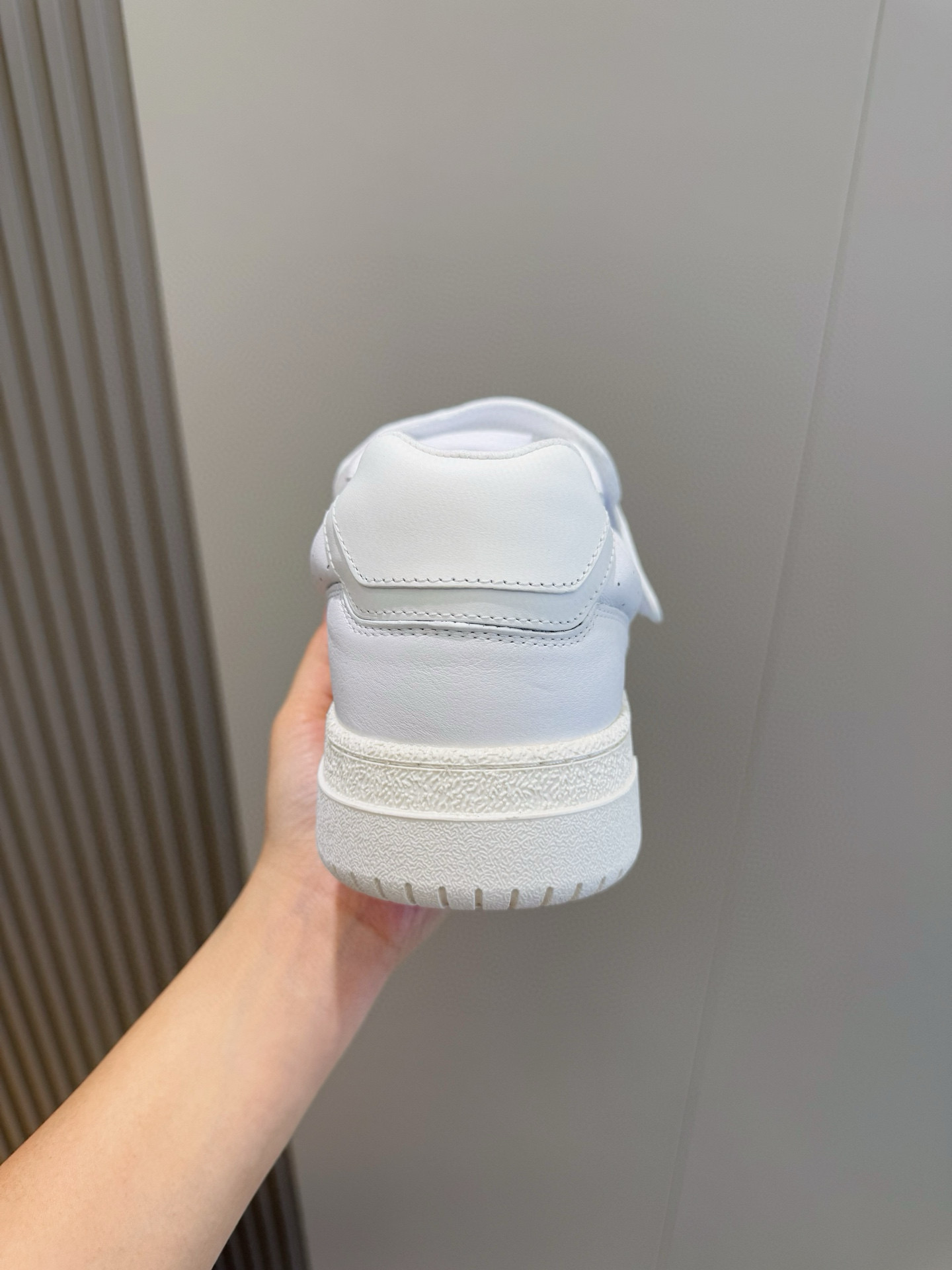 Valentino Couple Sneakers L-s