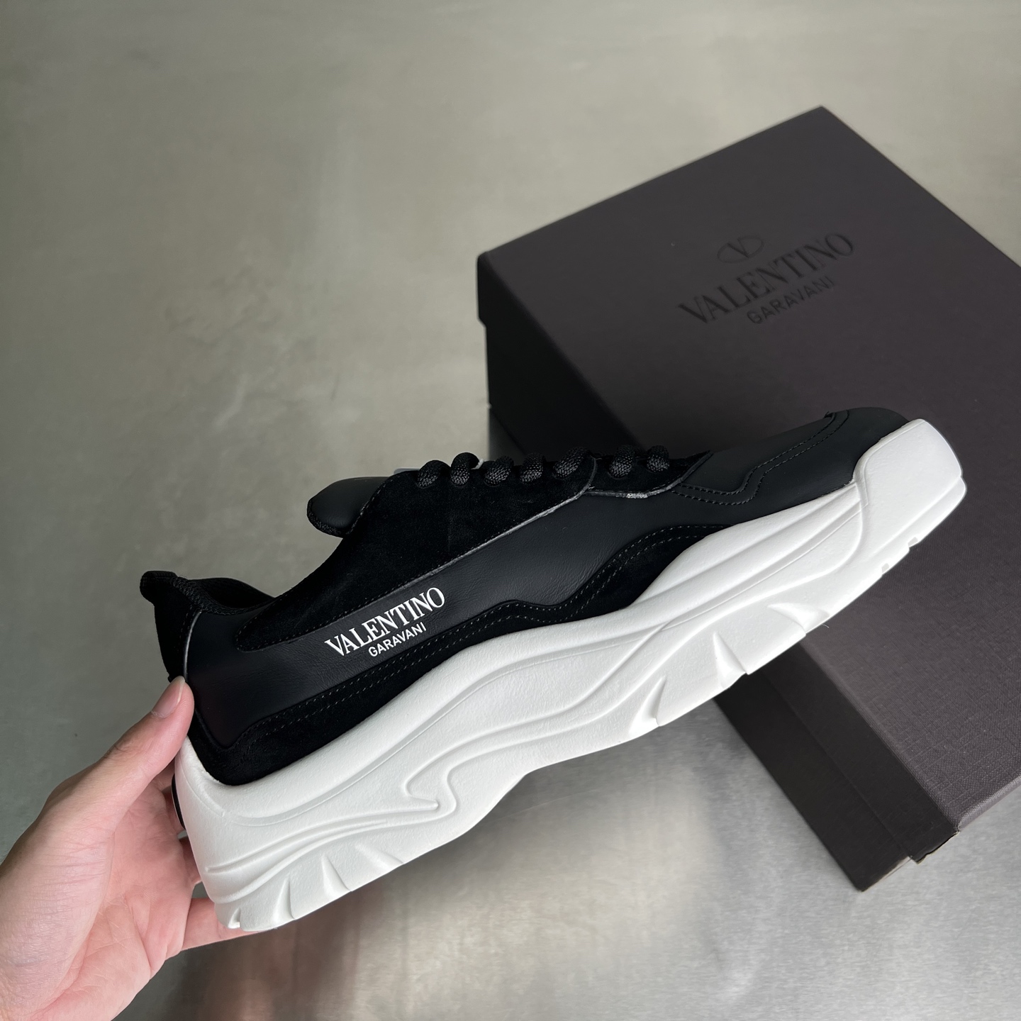 Valentino Male Sneakers Breathable M-l