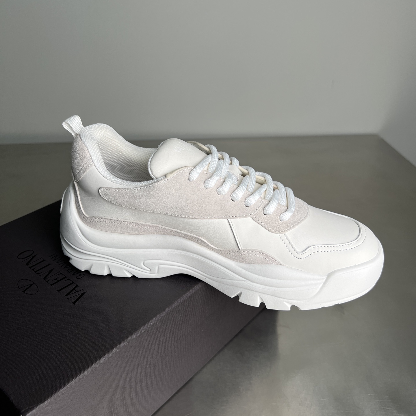 Valentino Male Sneakers Breathable M-l