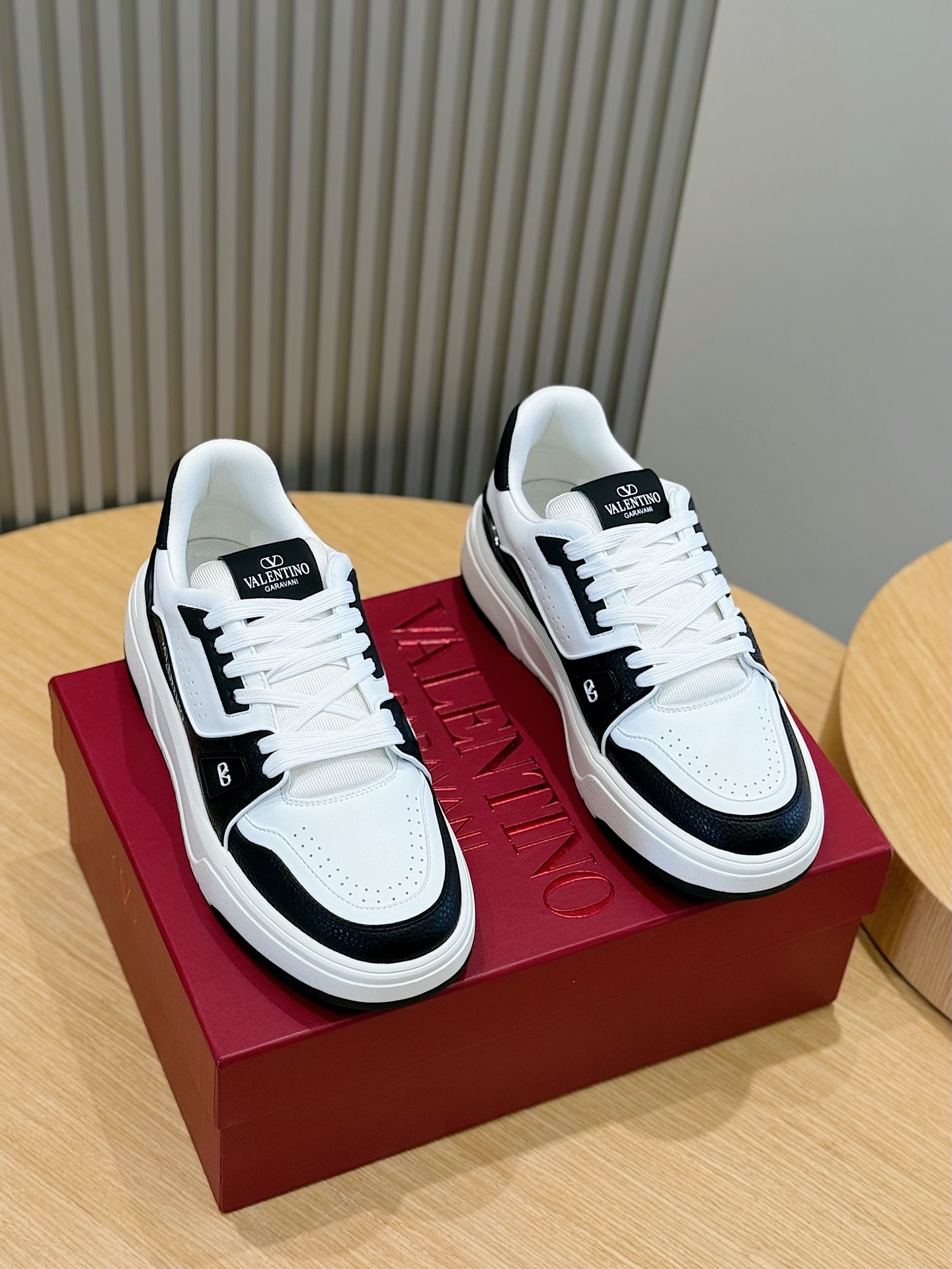 Male Sneakers L-s