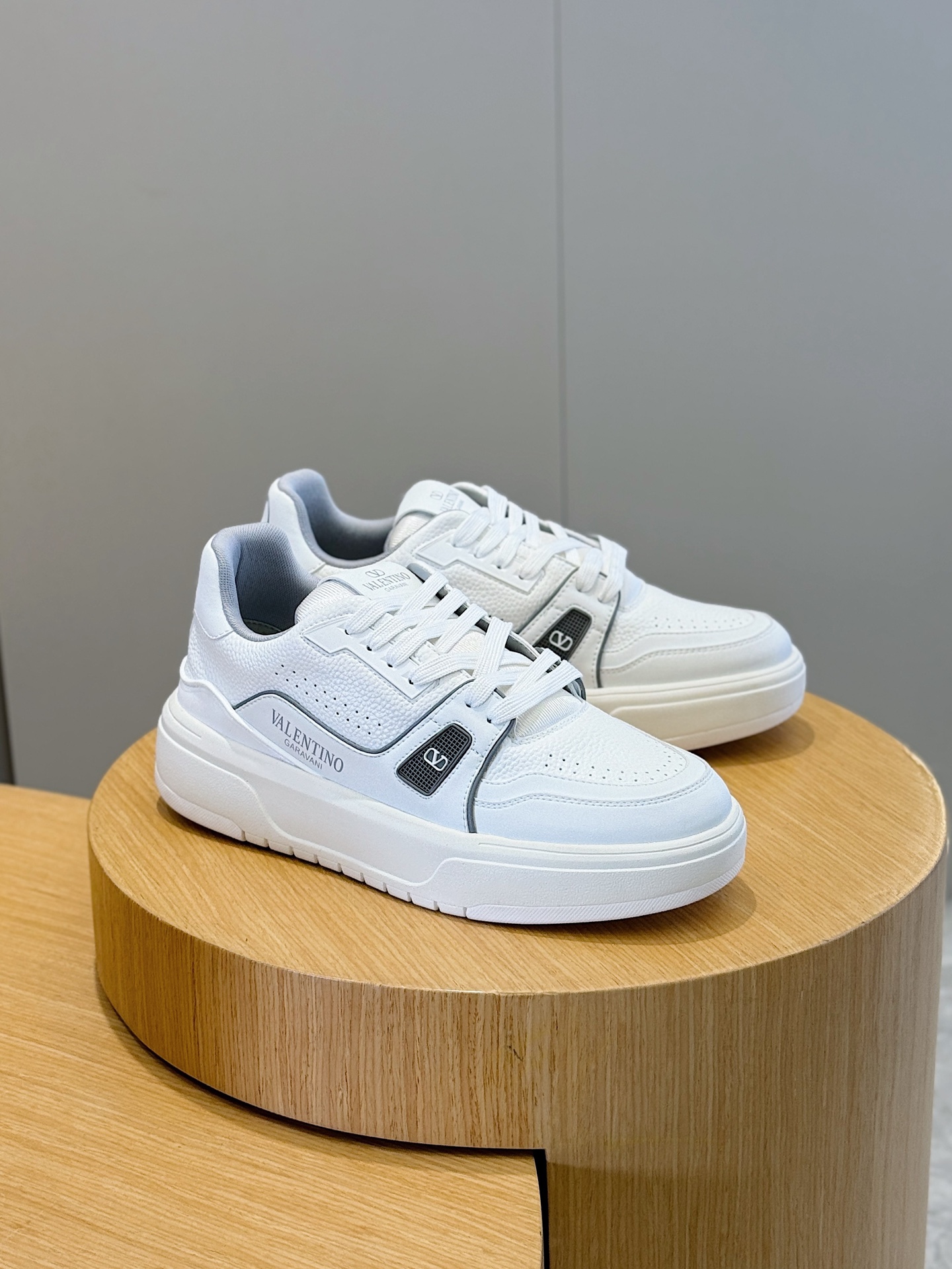 Male Sneakers L-s