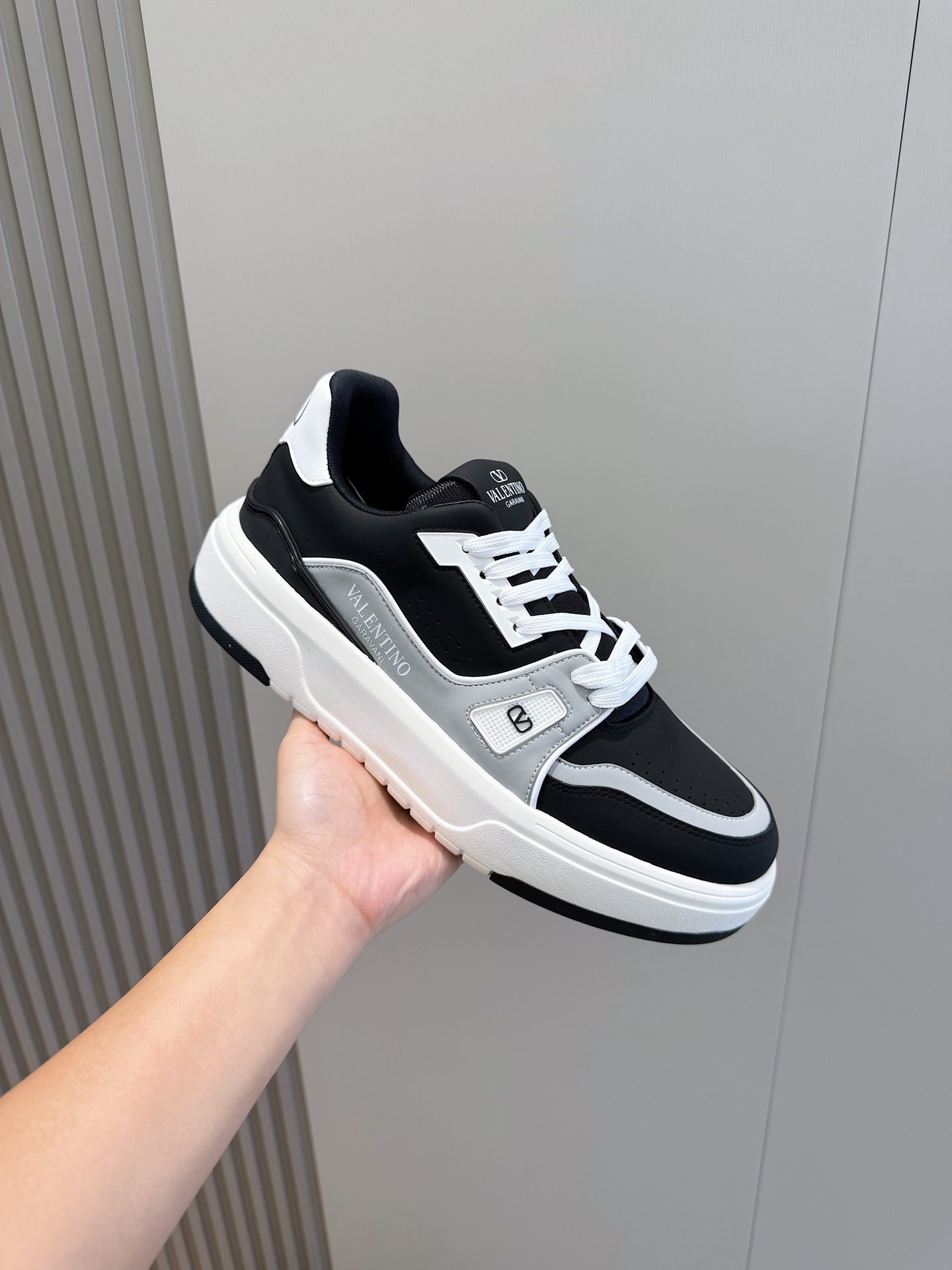Male Sneakers L-s