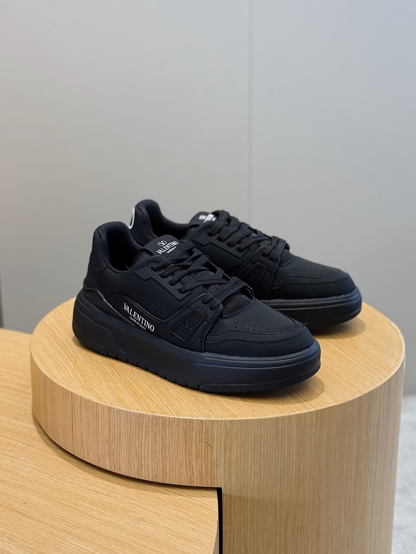 Male Sneakers L-s