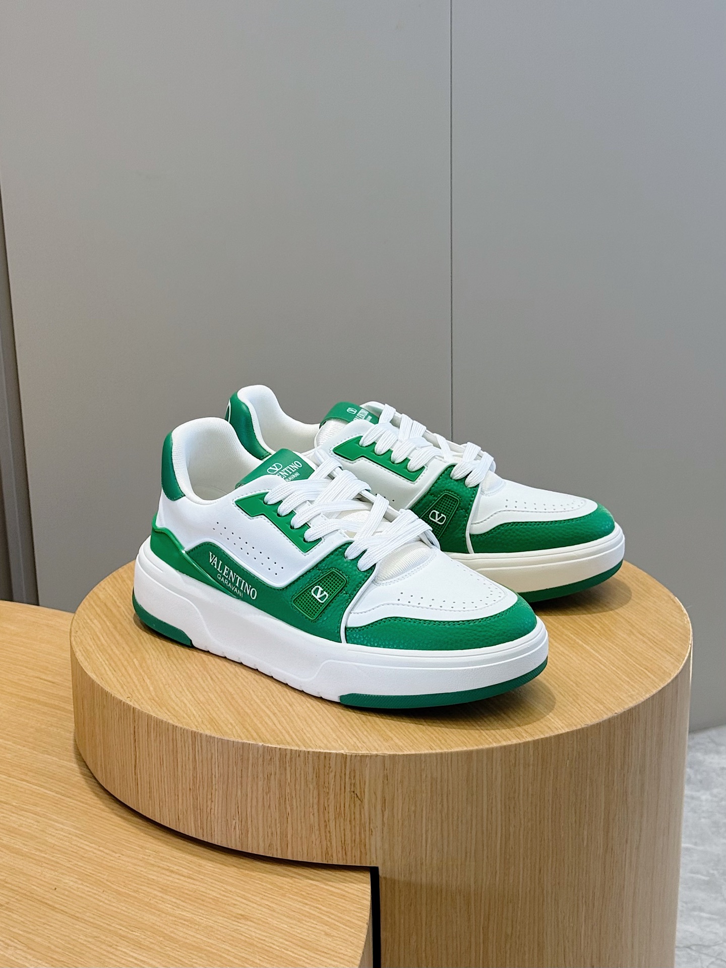 Male Sneakers L-s