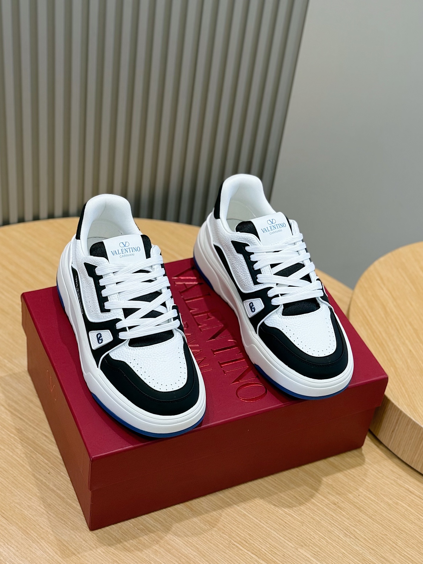Male Sneakers L-s