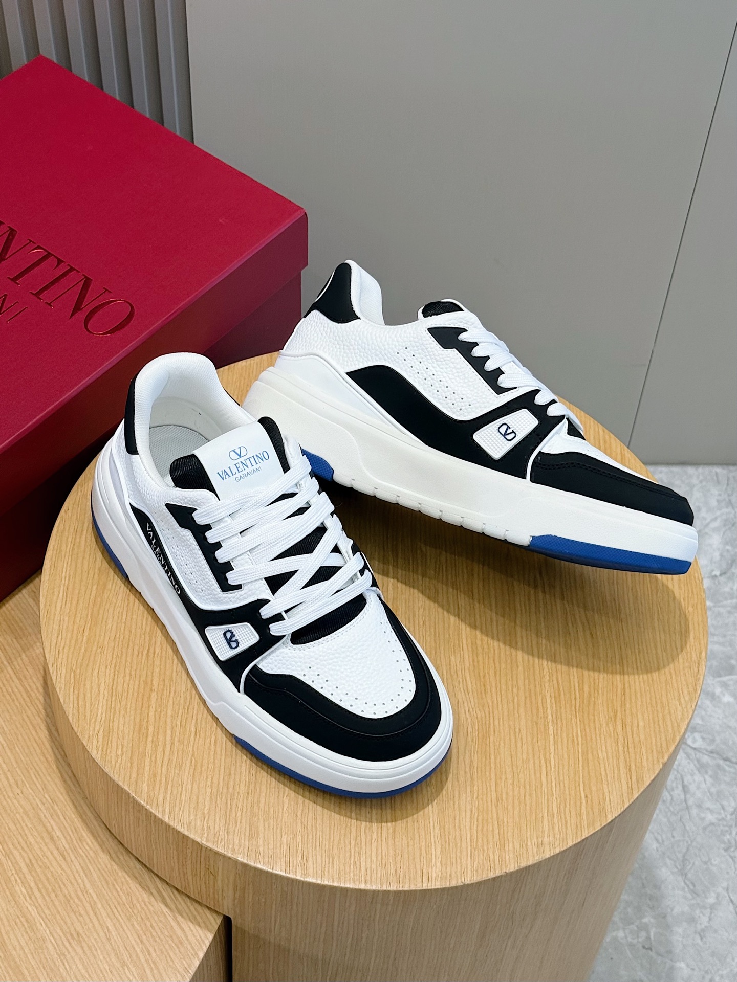 Male Sneakers L-s