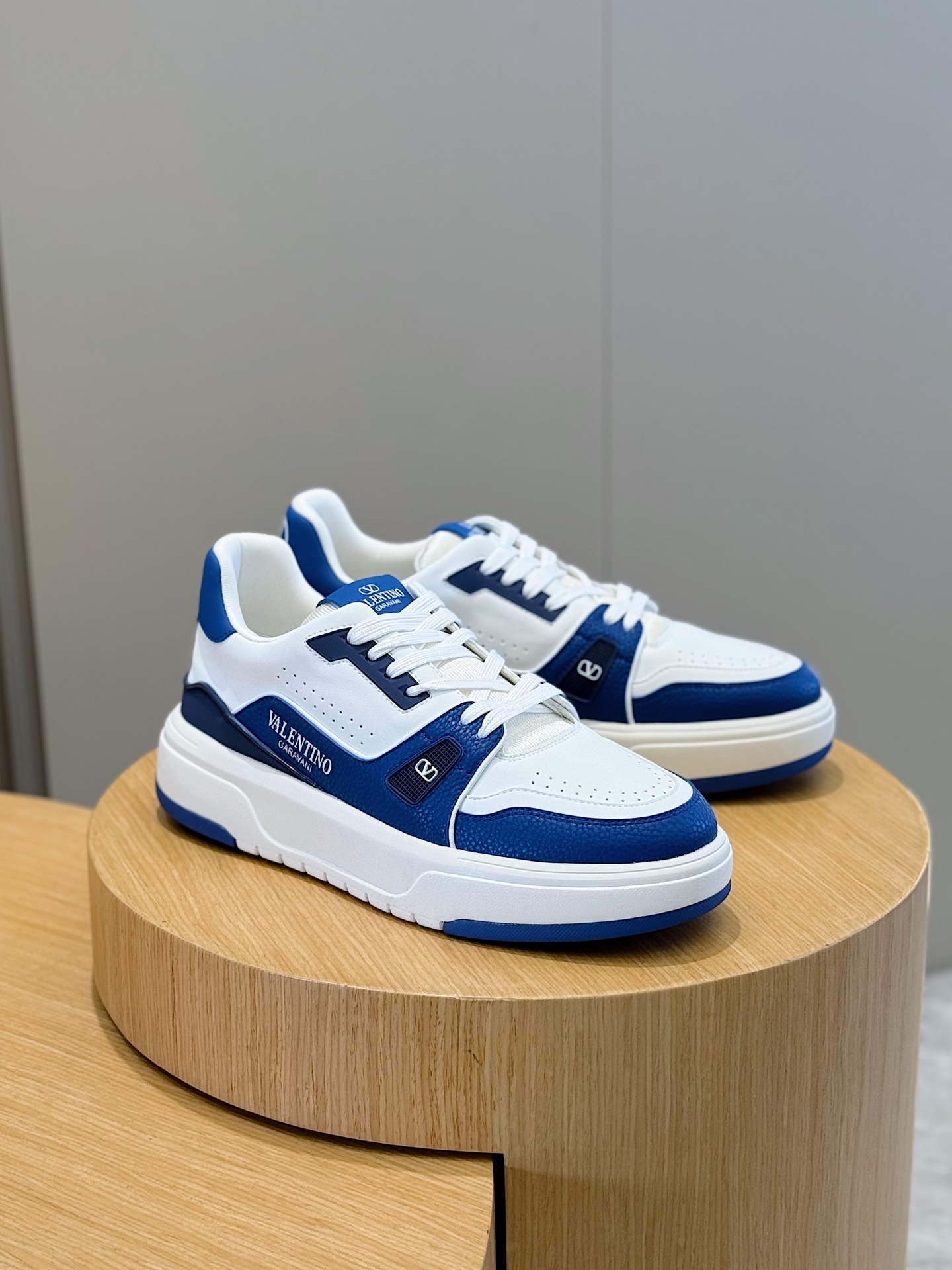 Male Sneakers L-s