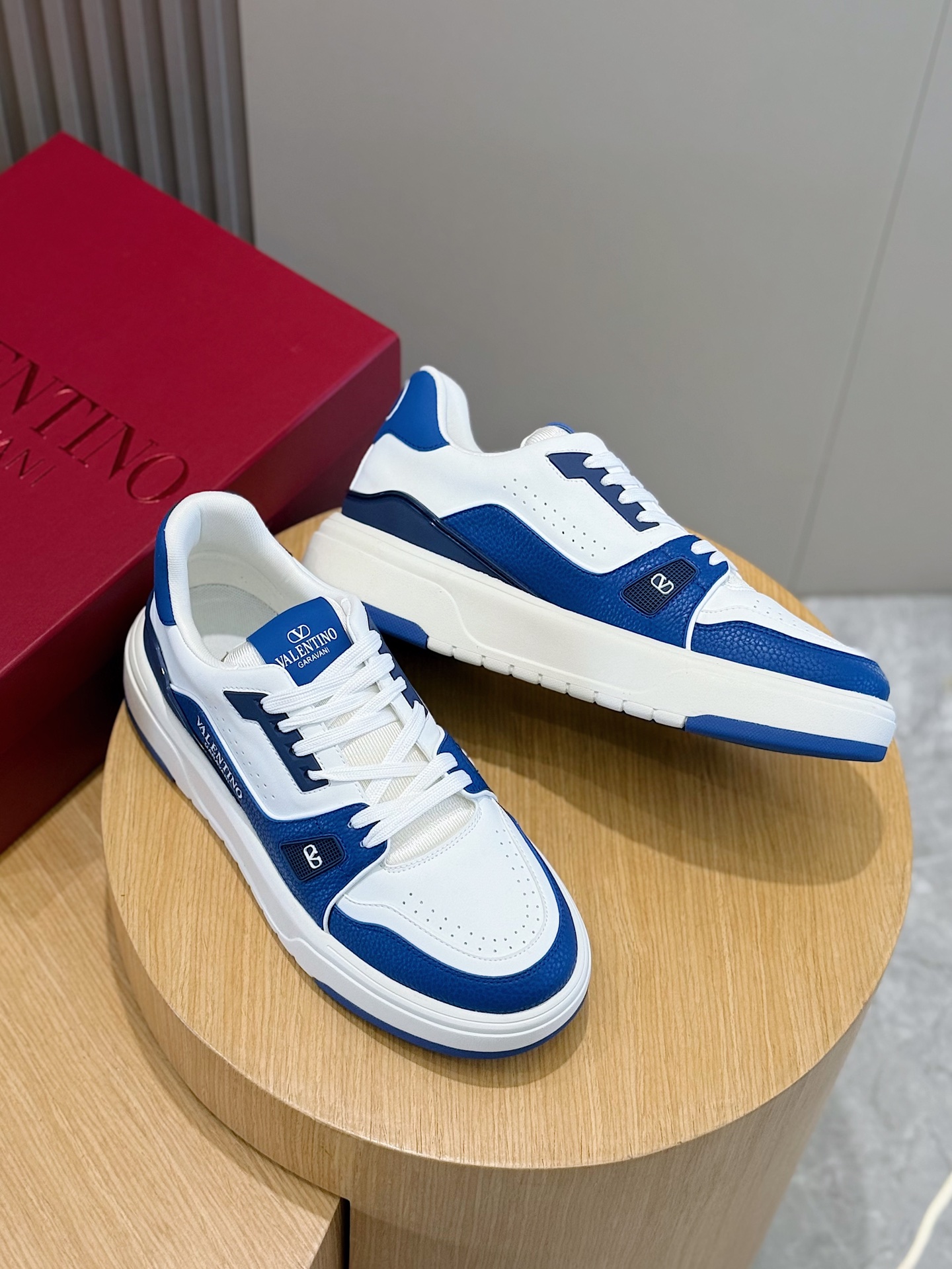 Male Sneakers L-s