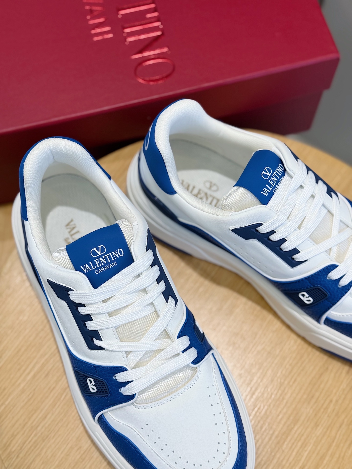 Male Sneakers L-s