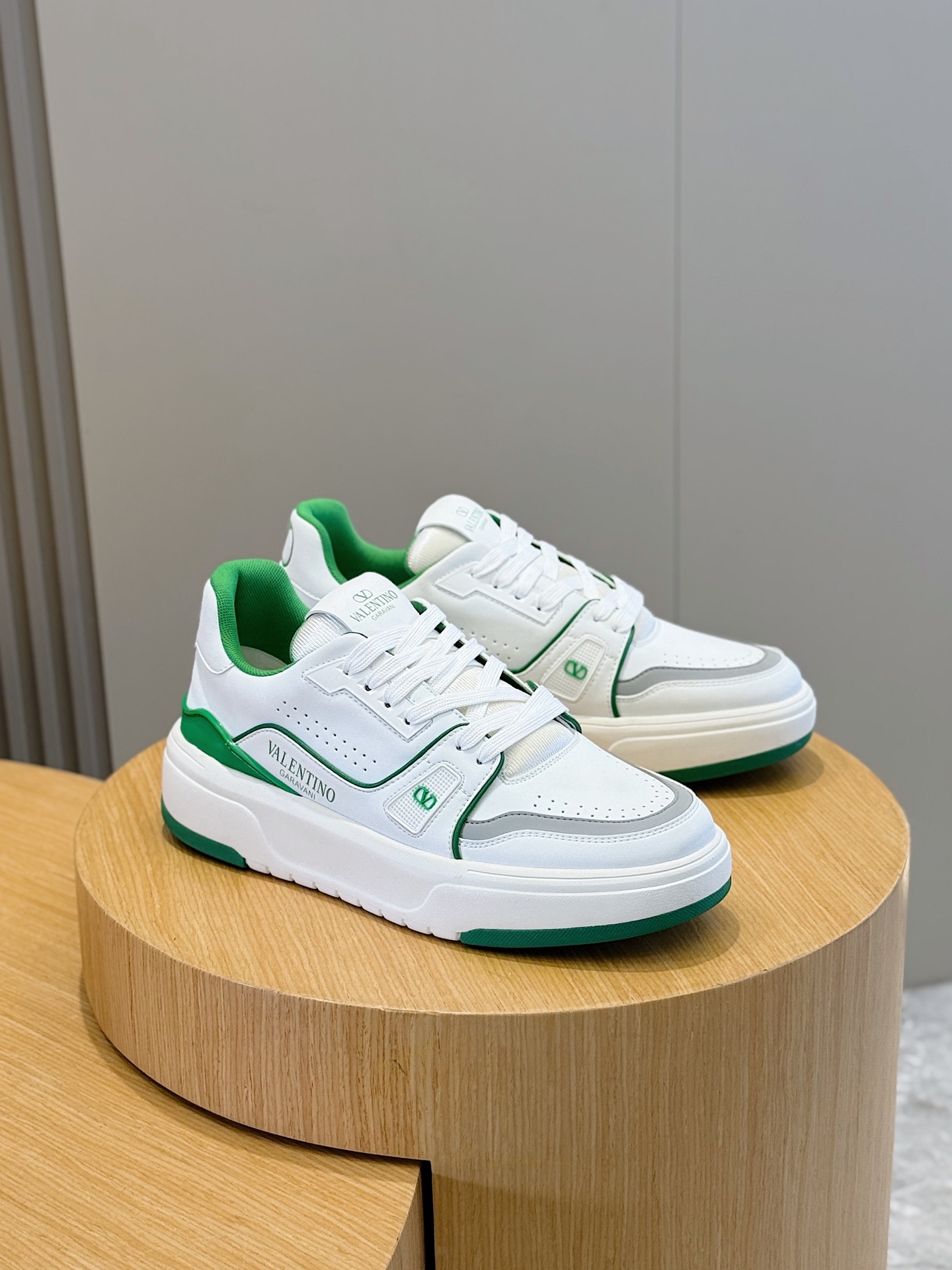 Male Sneakers L-s
