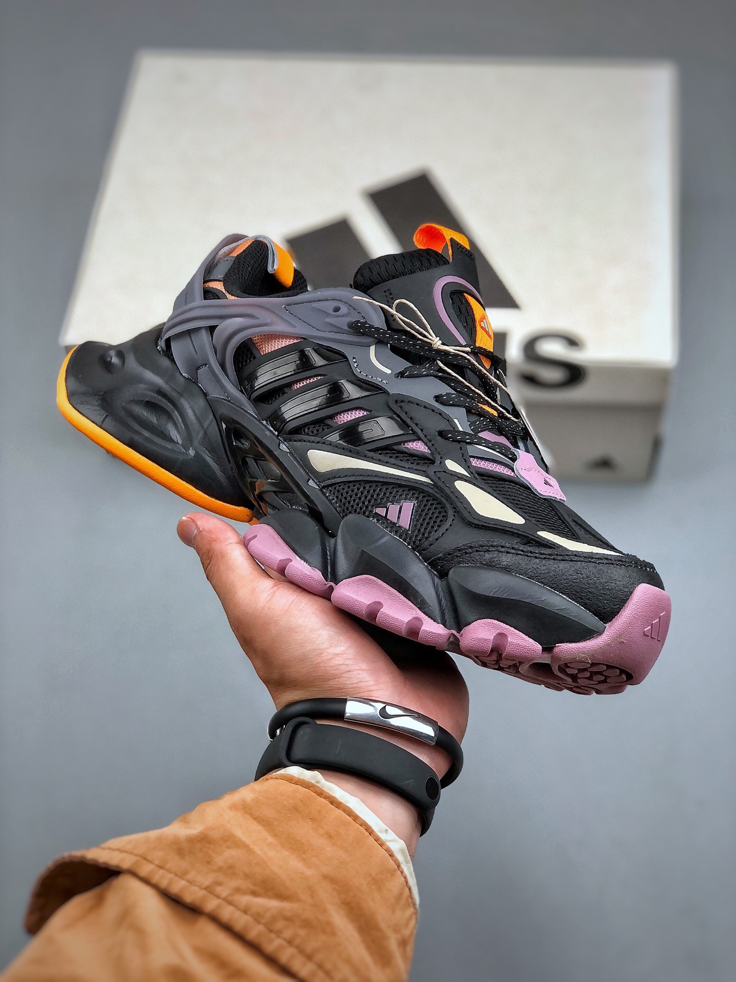 Basic Shoes L-xl