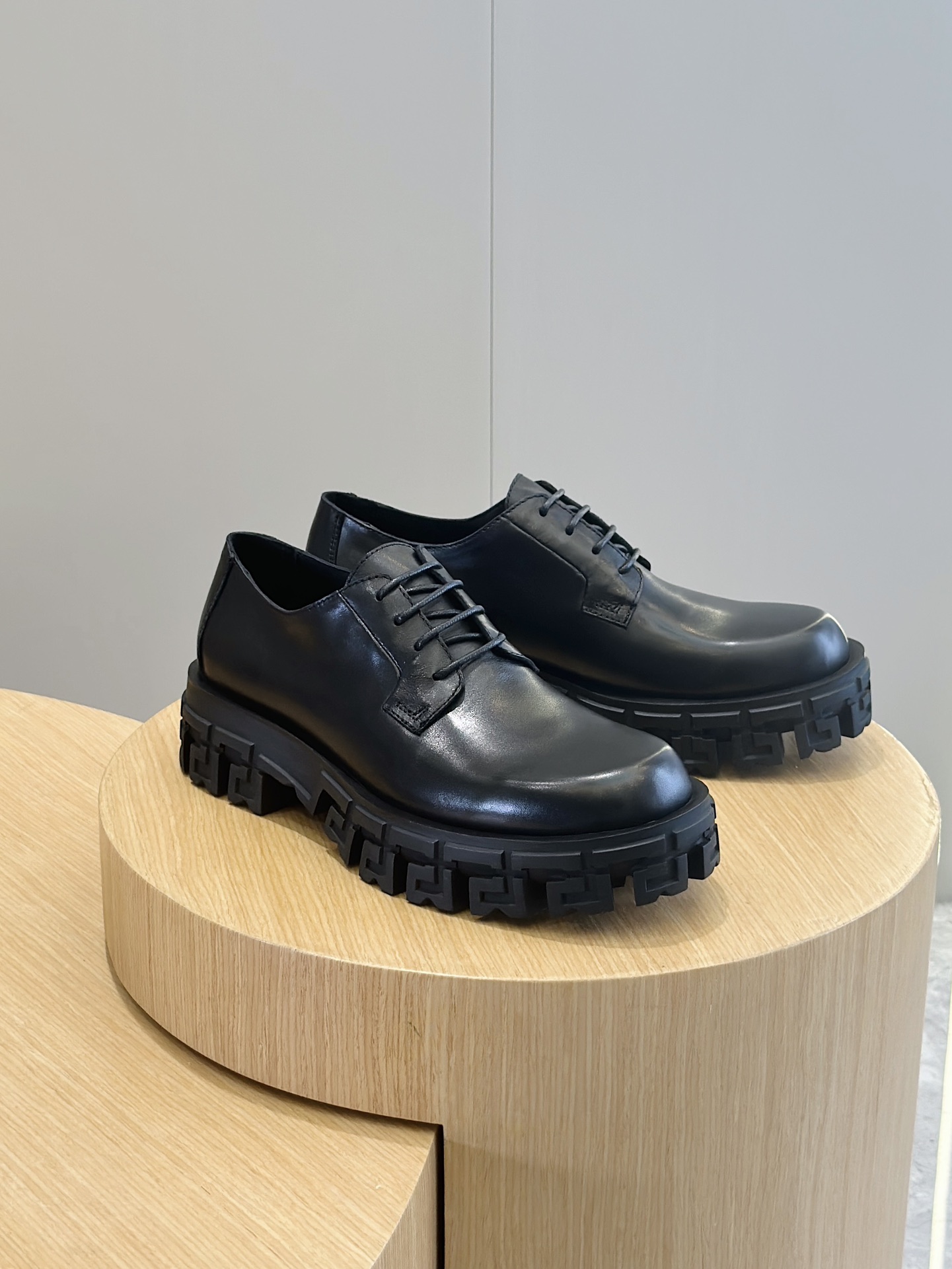 Versace Male Leather Shoes Cow Leather S