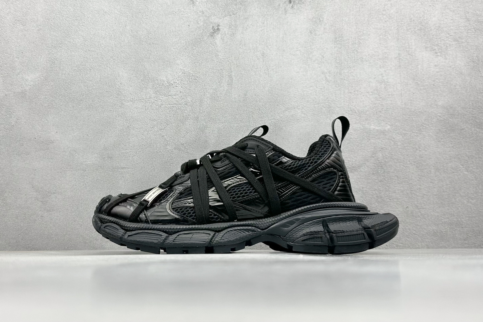 Basic Shoes M-s