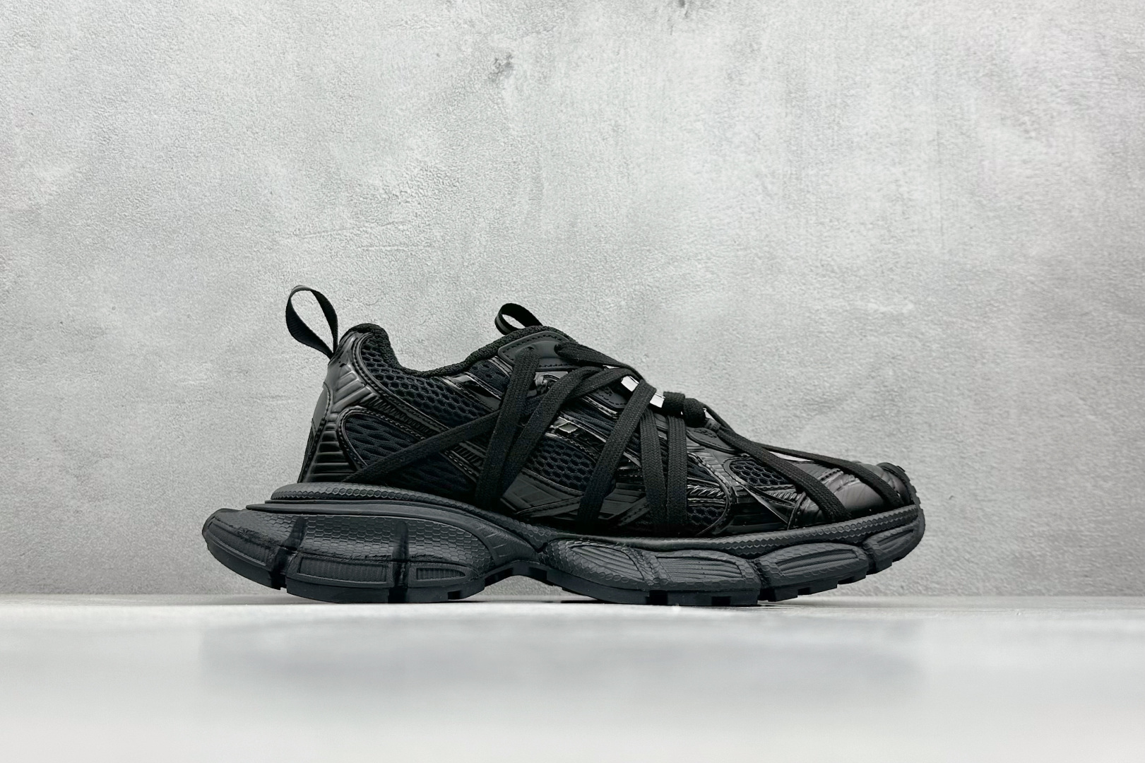 Basic Shoes M-s