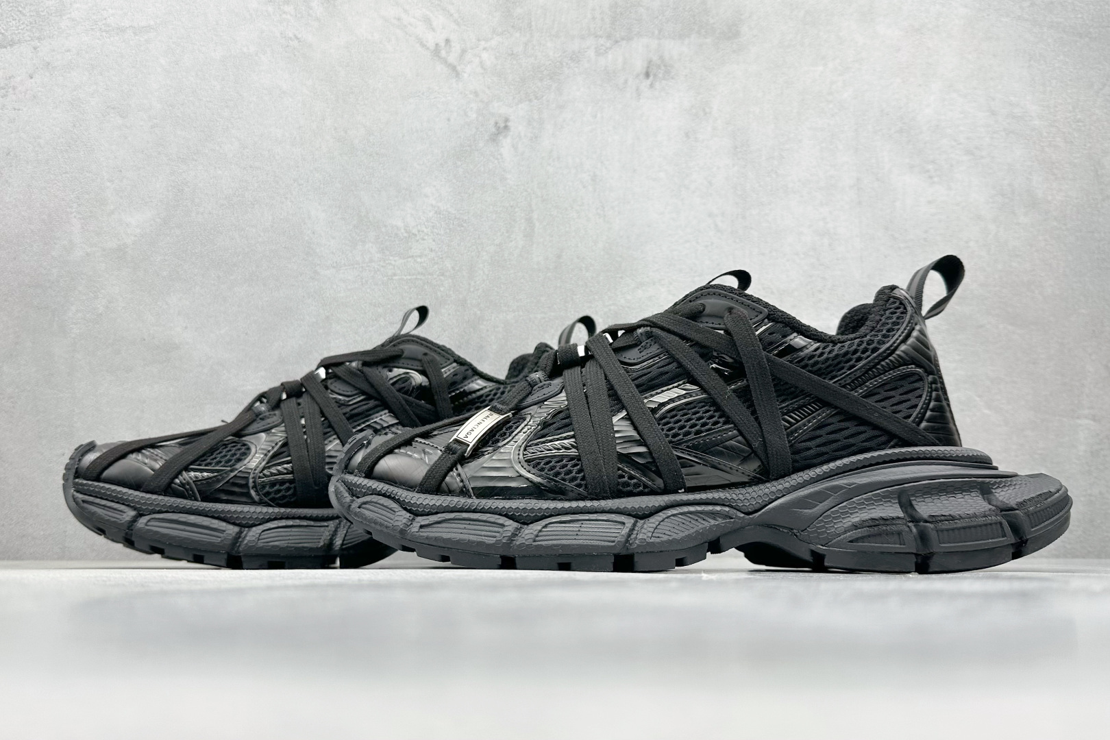 Basic Shoes M-s