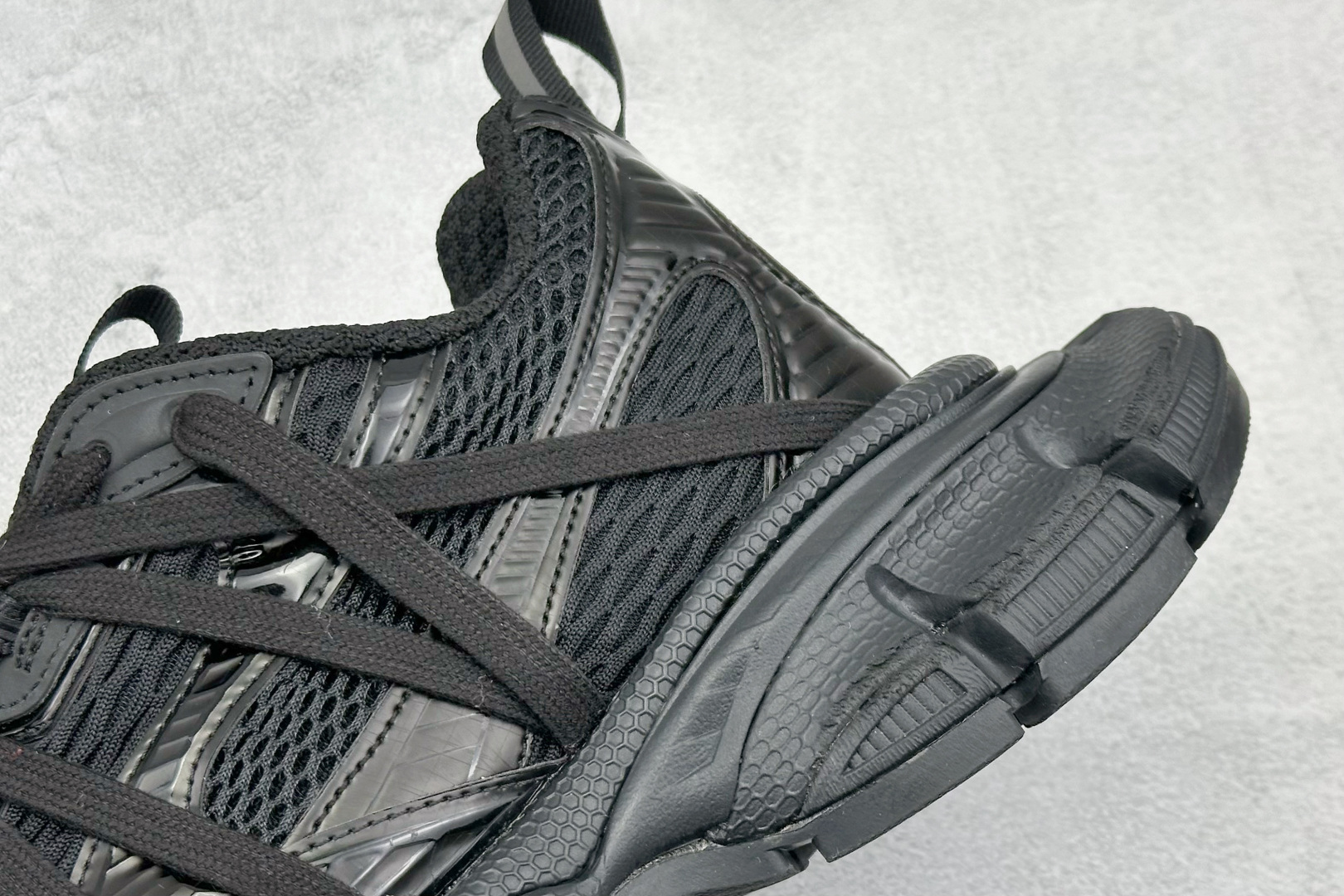 Basic Shoes M-s