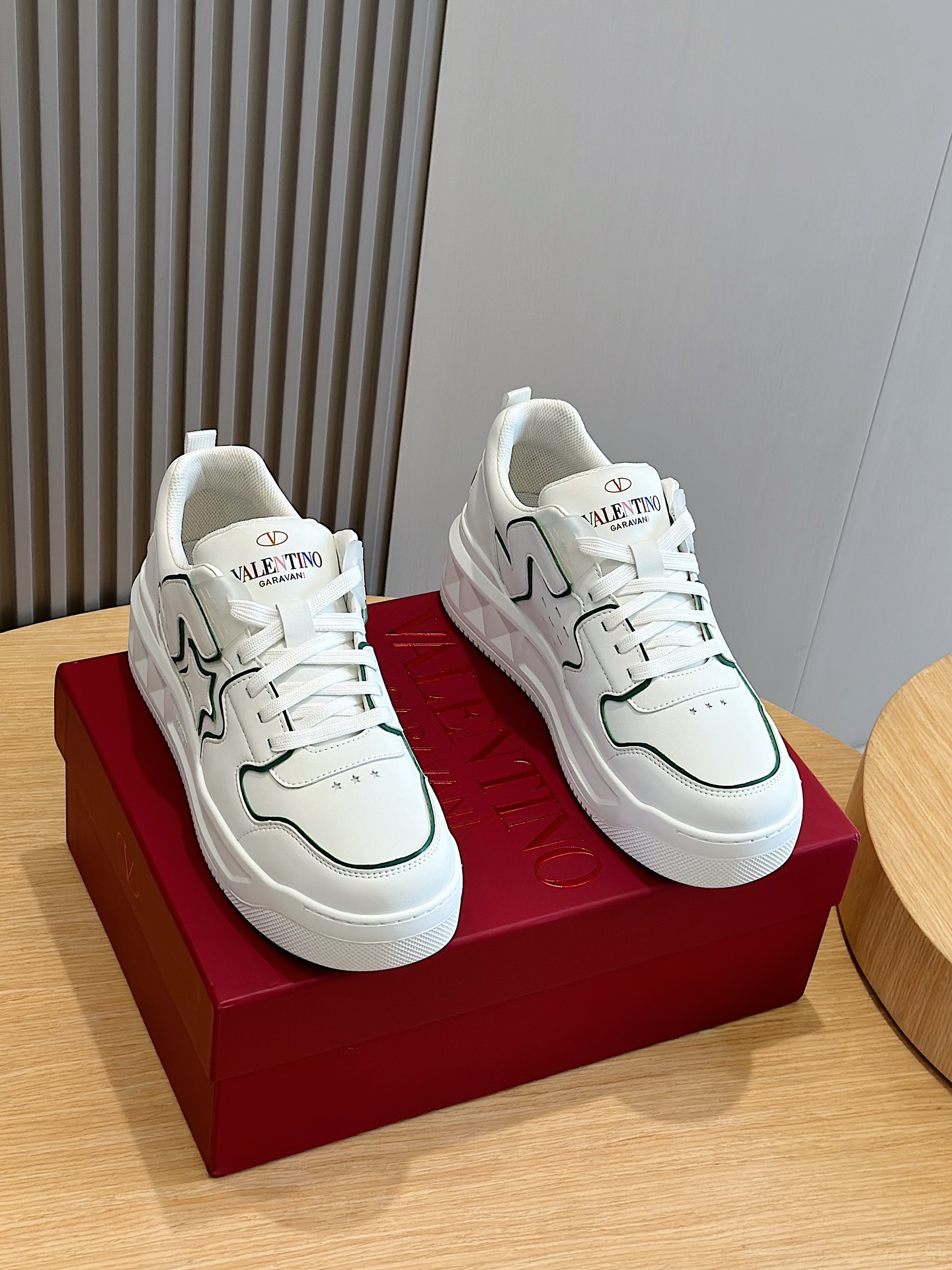 Male Sneakers L-s