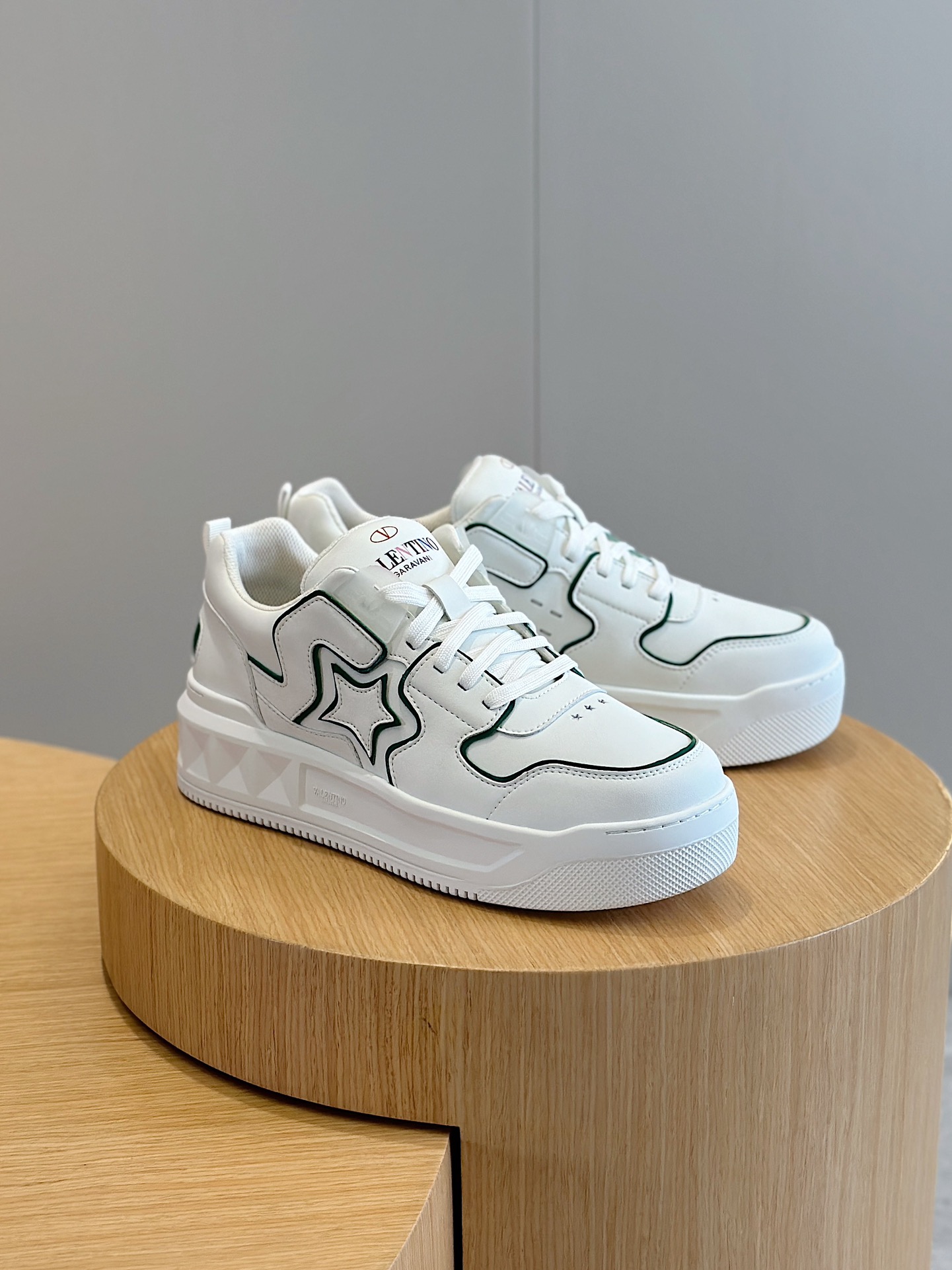 Male Sneakers L-s