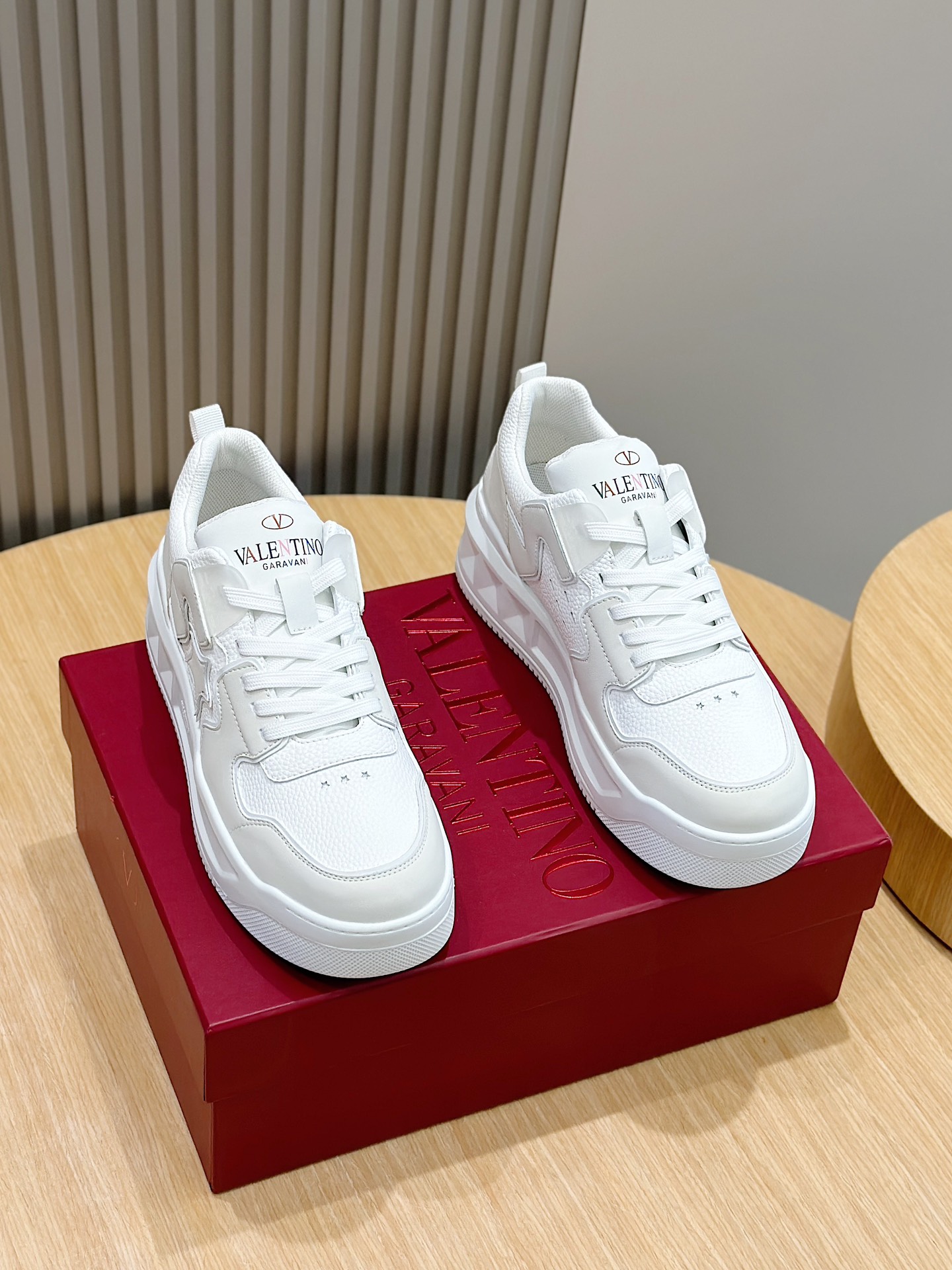 Male Sneakers L-s