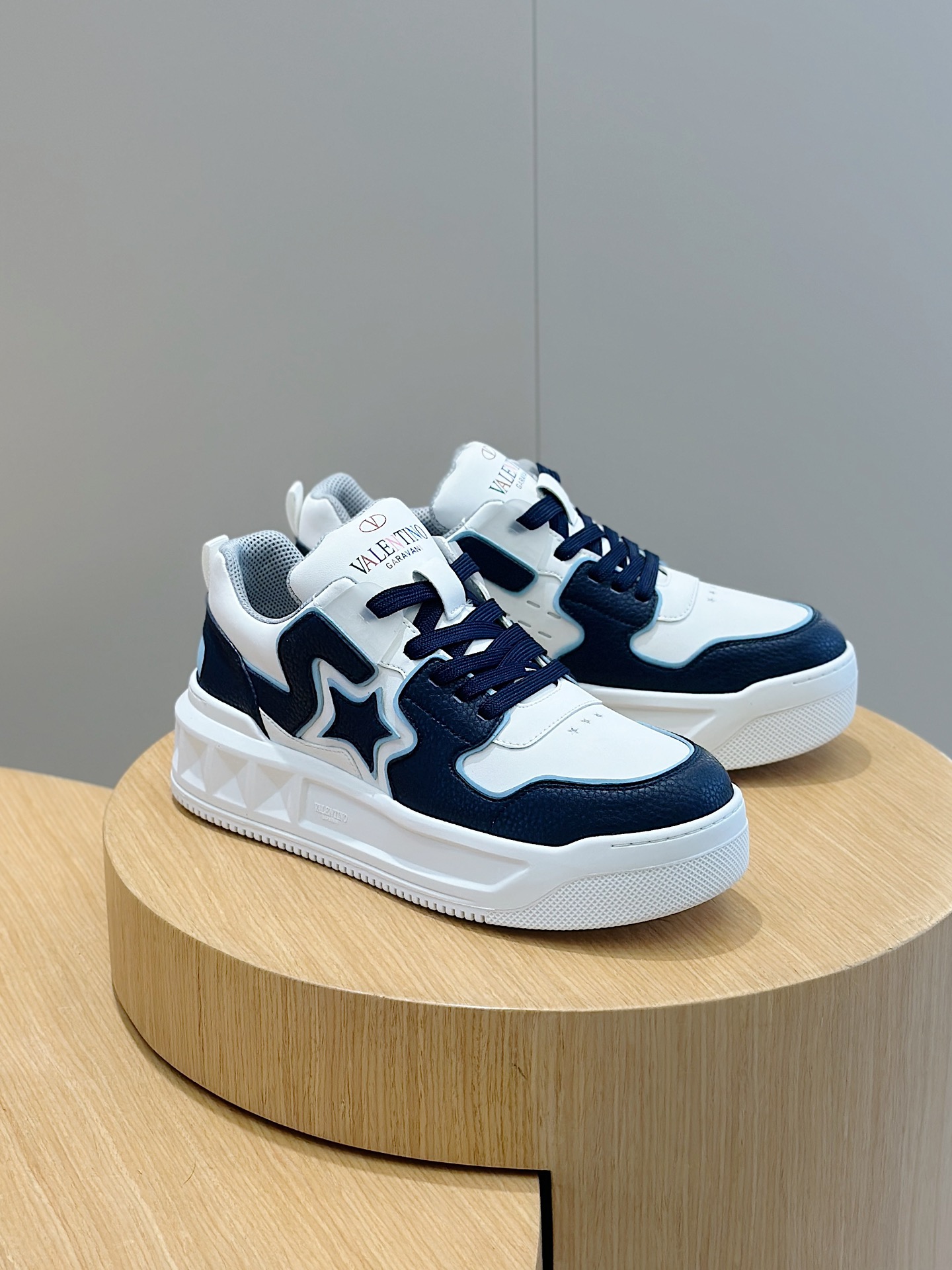 Male Sneakers L-s