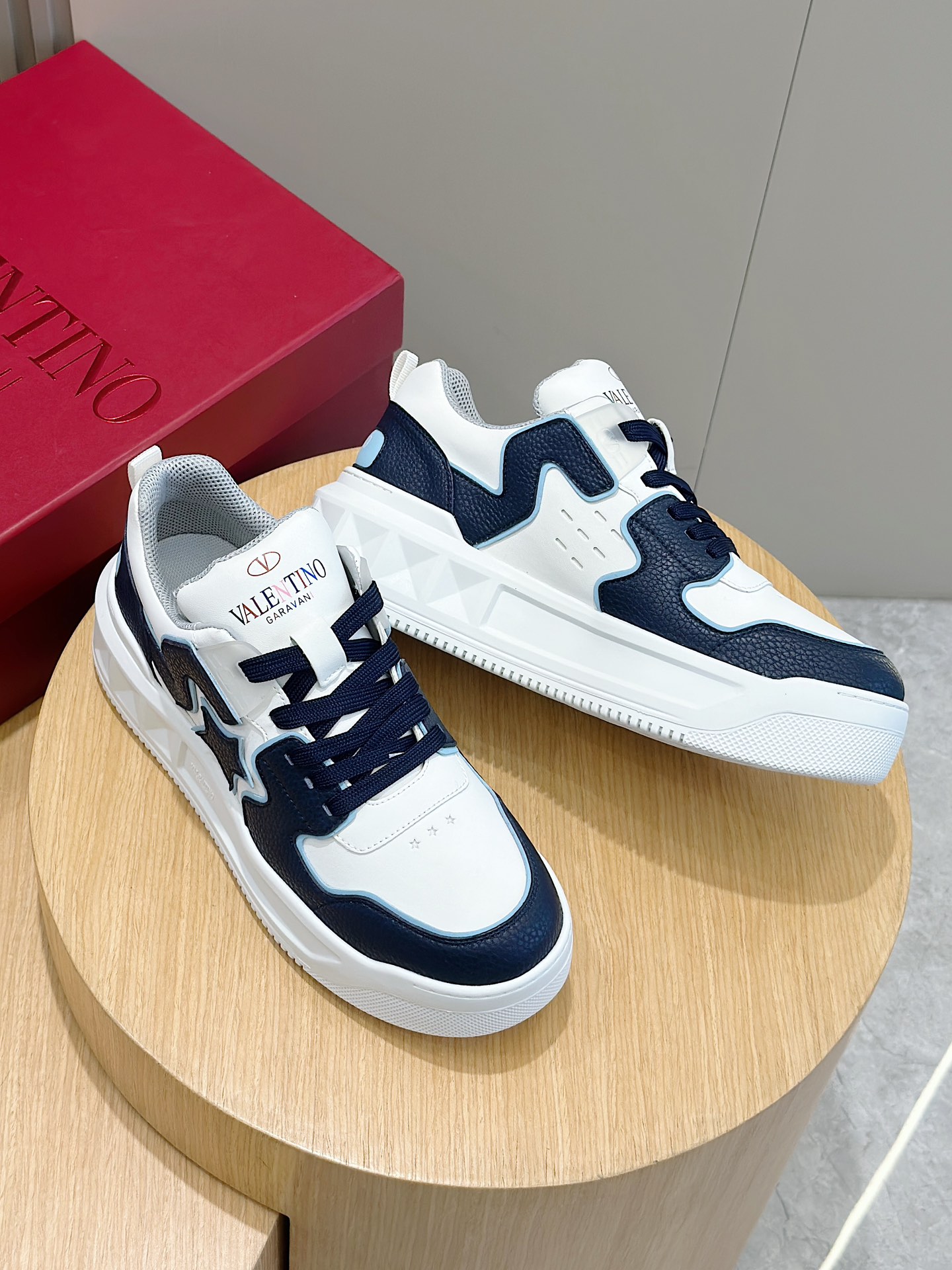 Male Sneakers L-s