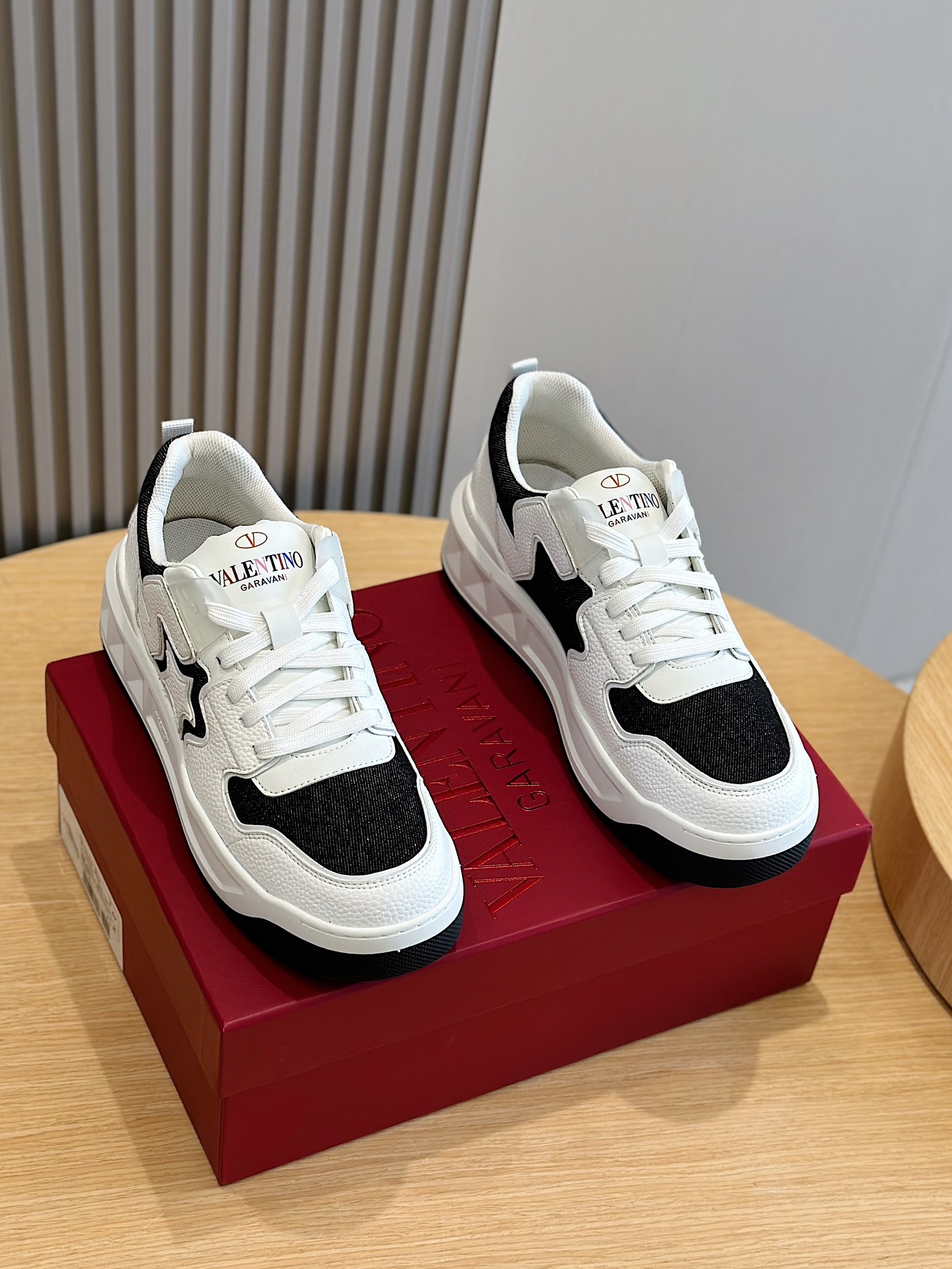 Male Sneakers L-s