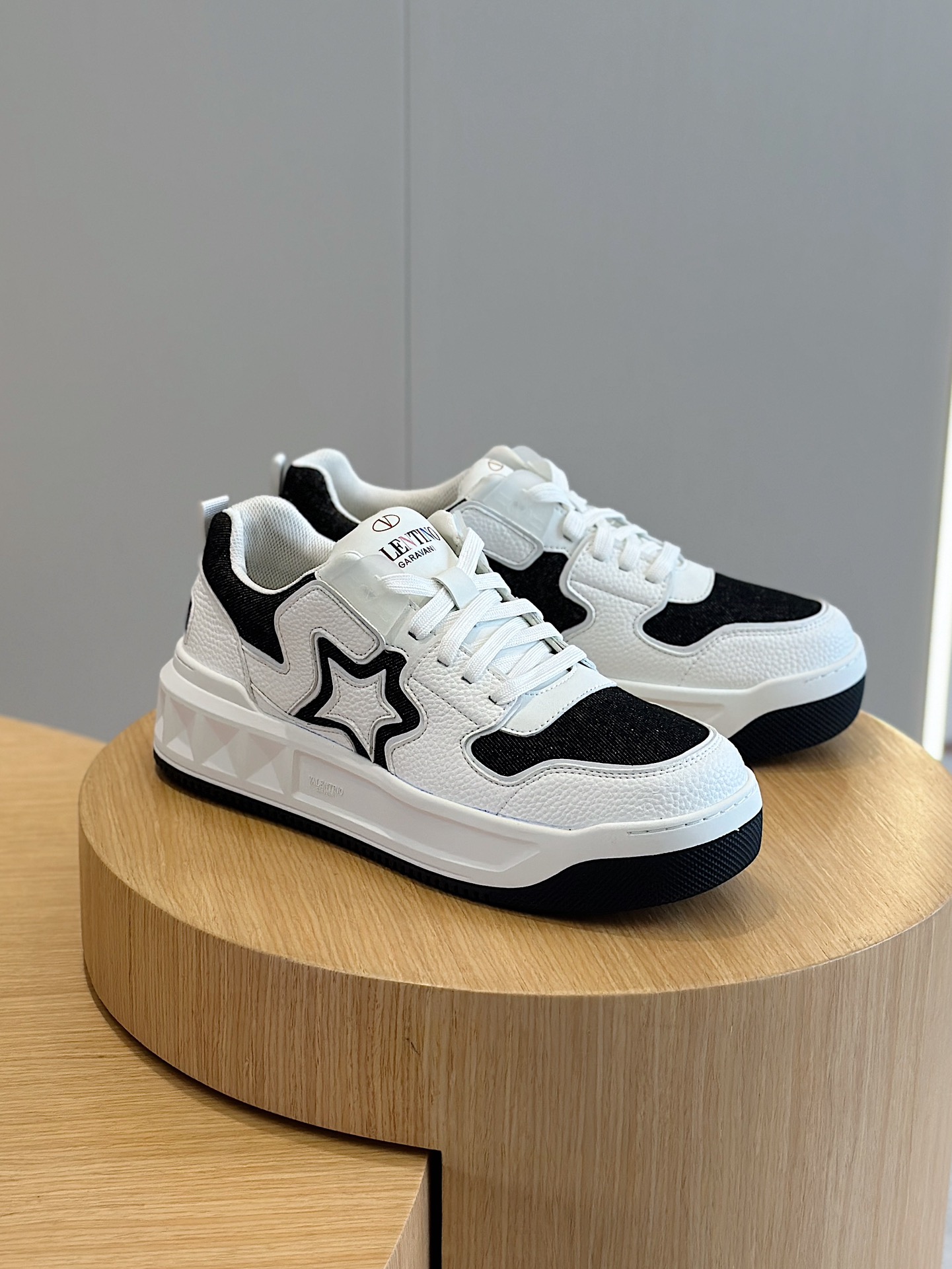 Male Sneakers L-s