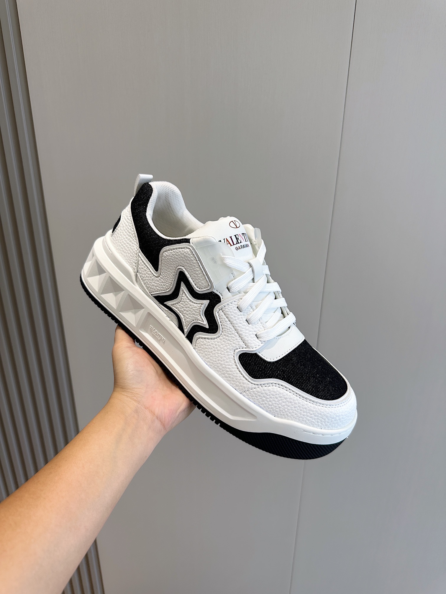 Male Sneakers L-s