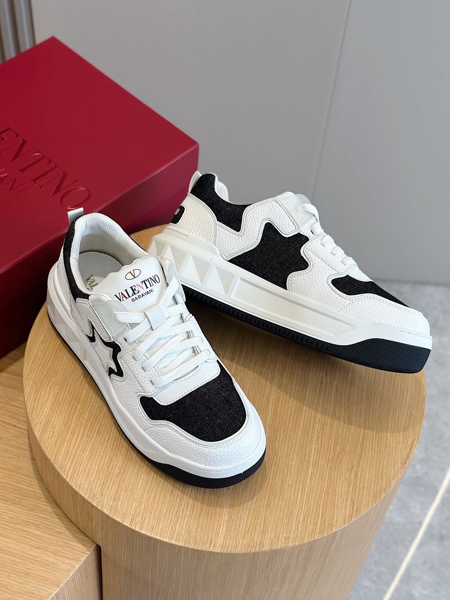 Male Sneakers L-s