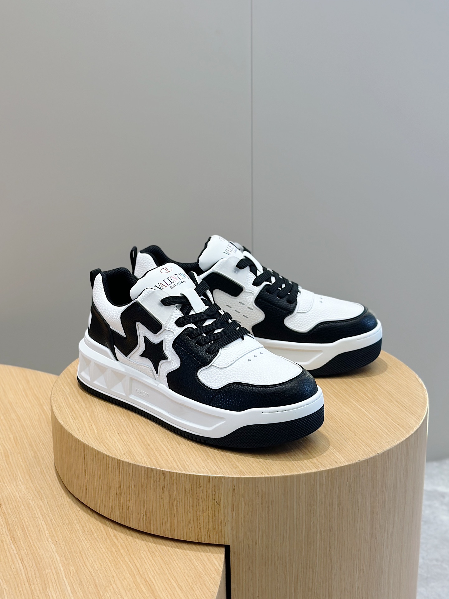 Male Sneakers L-s