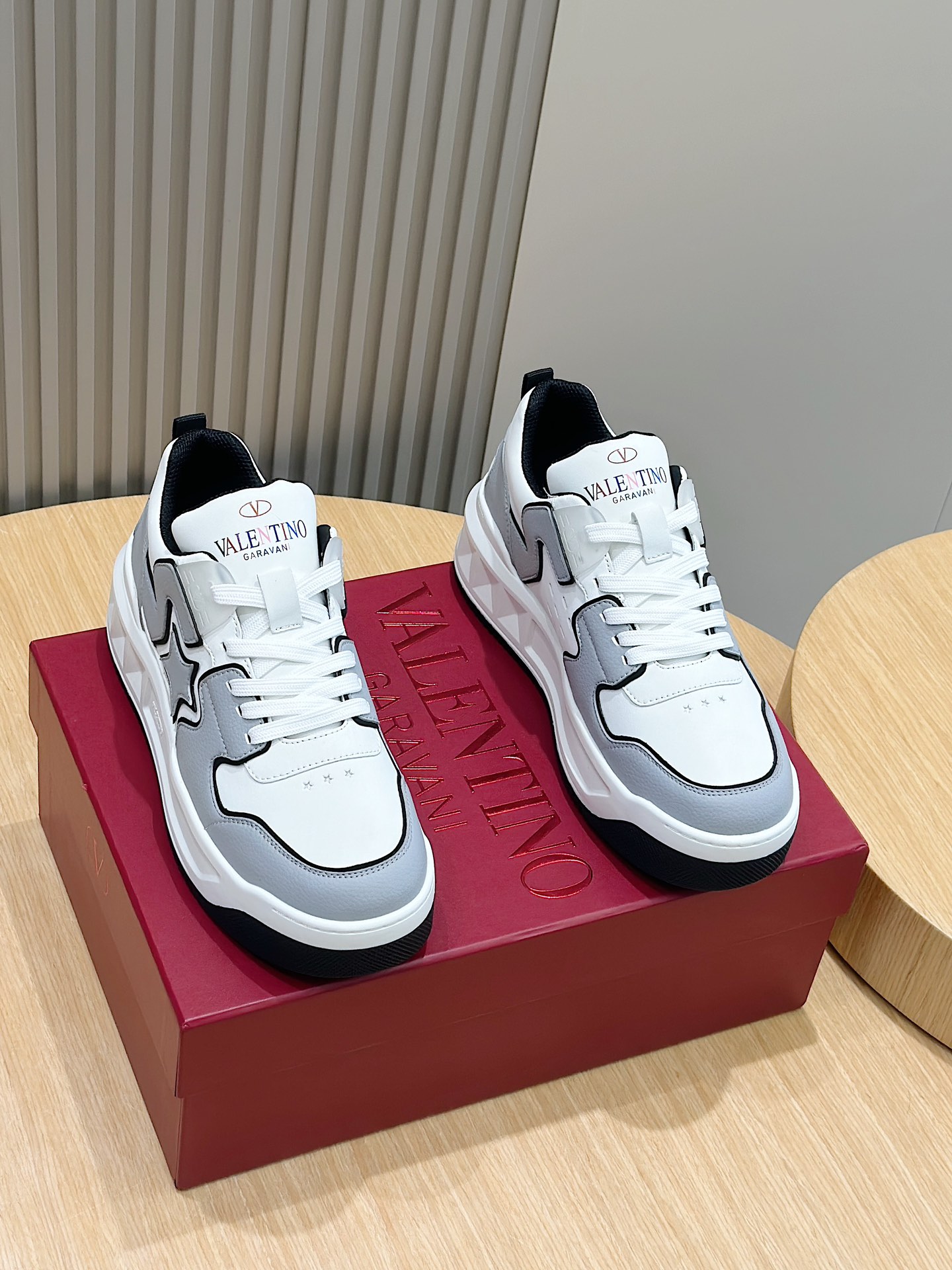Male Sneakers L-s