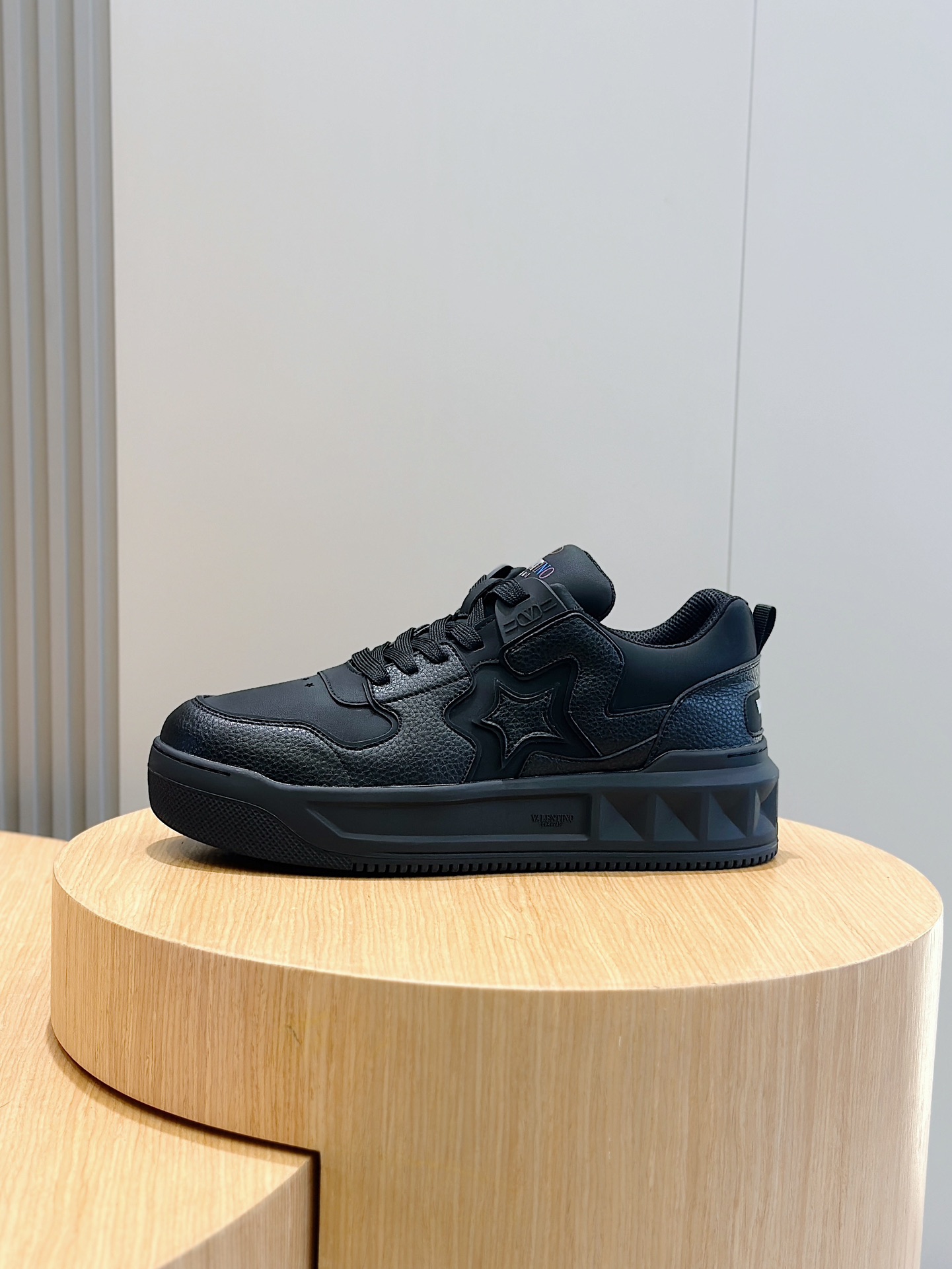 Male Sneakers L-s