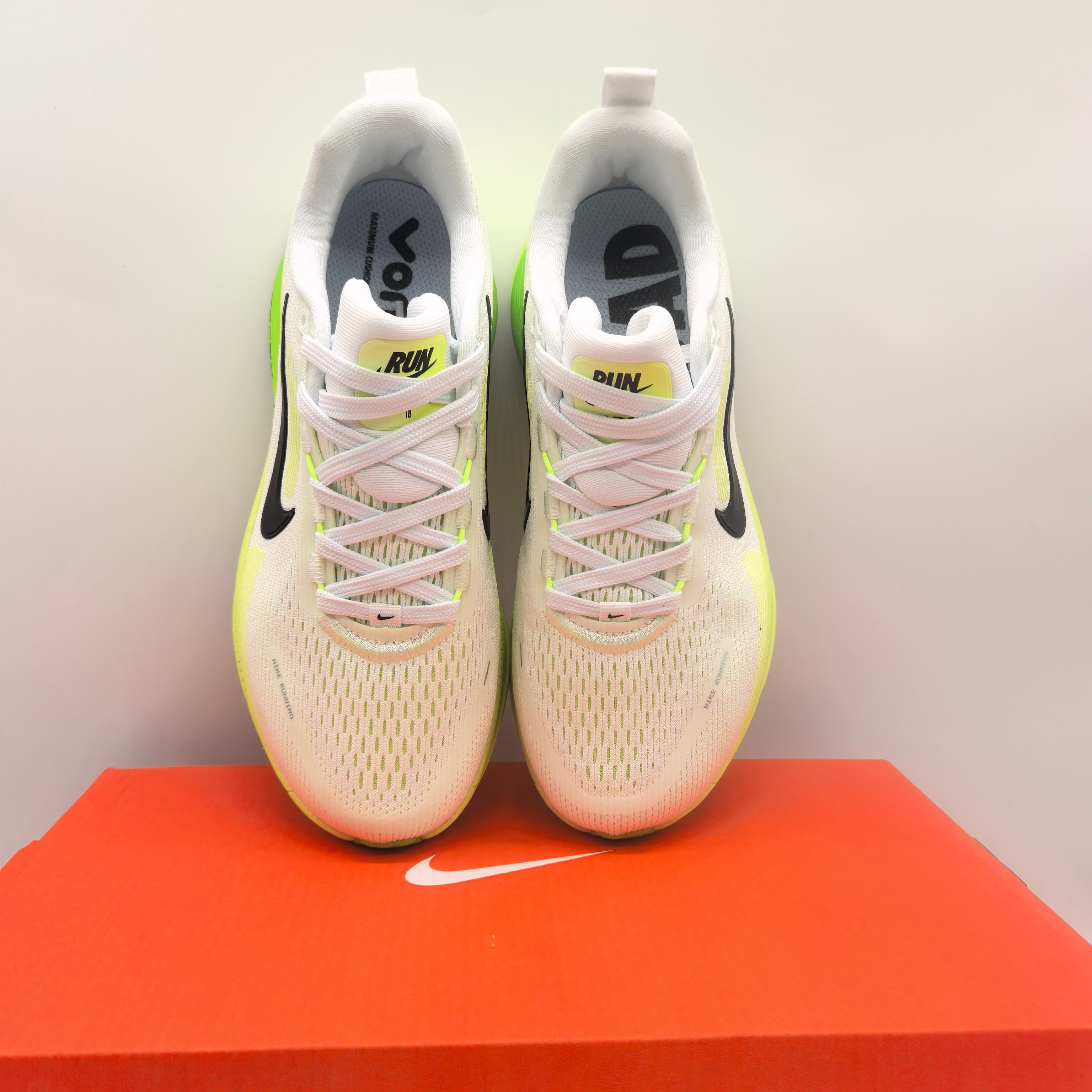 Basic Shoes Breathable M