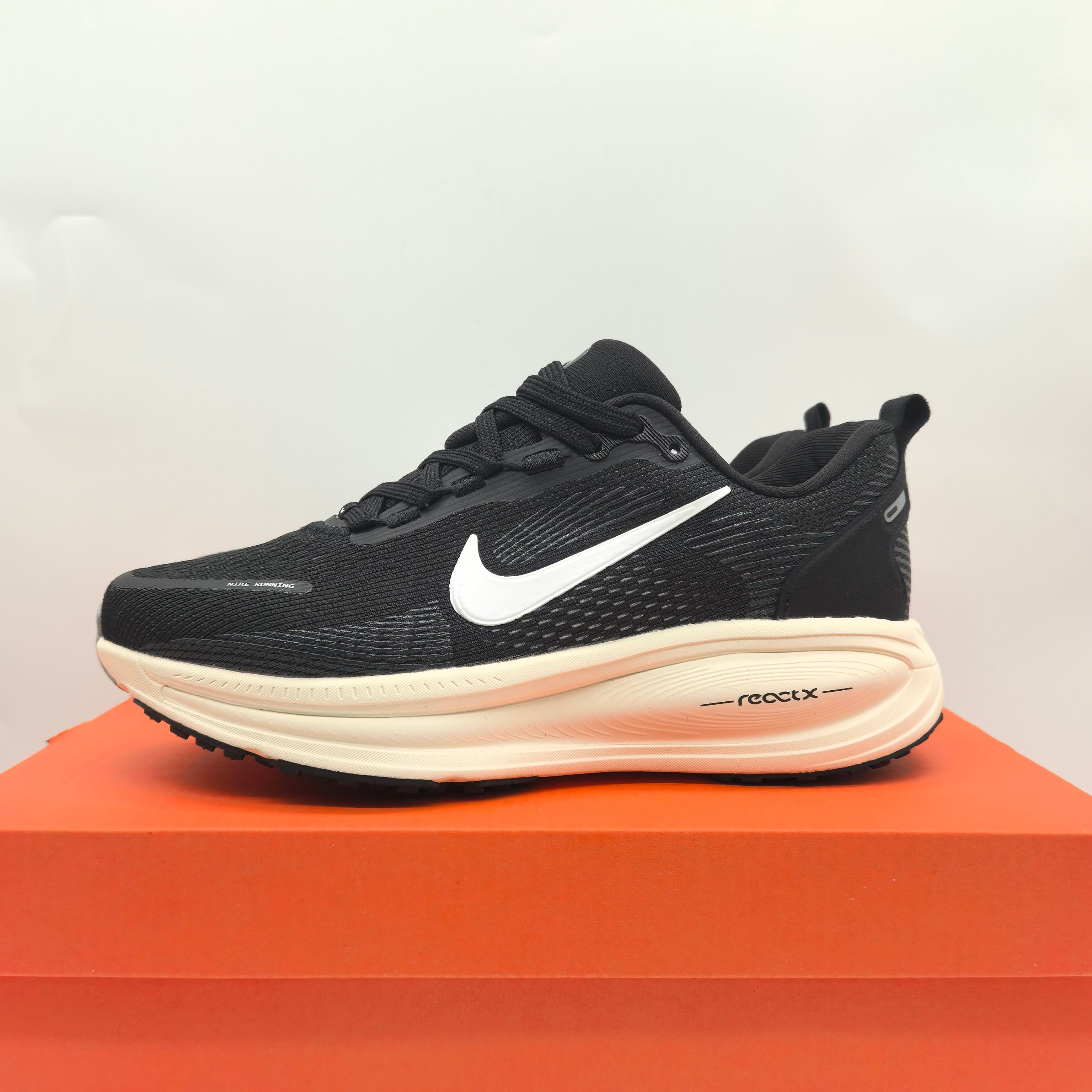 Basic Shoes Breathable M