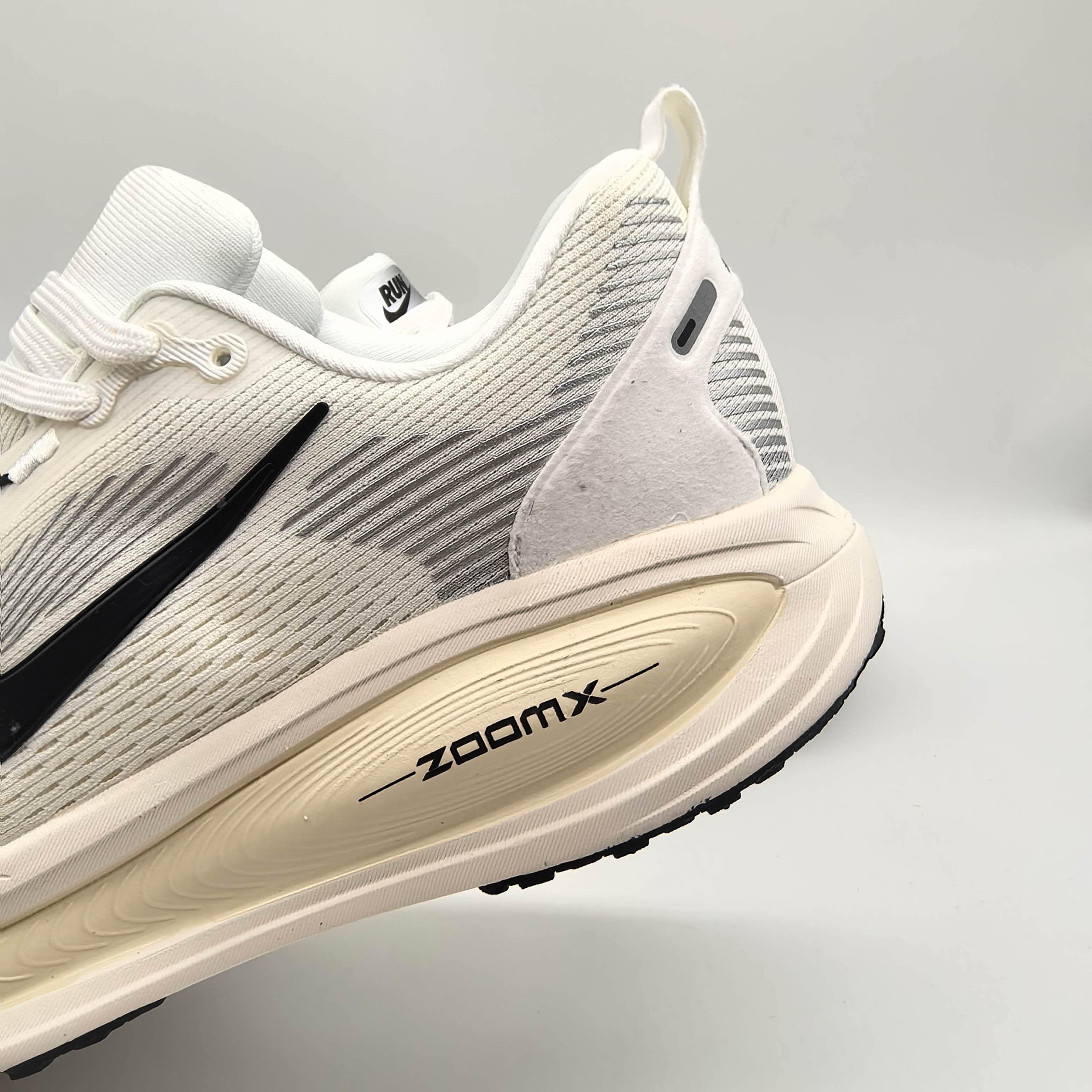 Basic Shoes Breathable M
