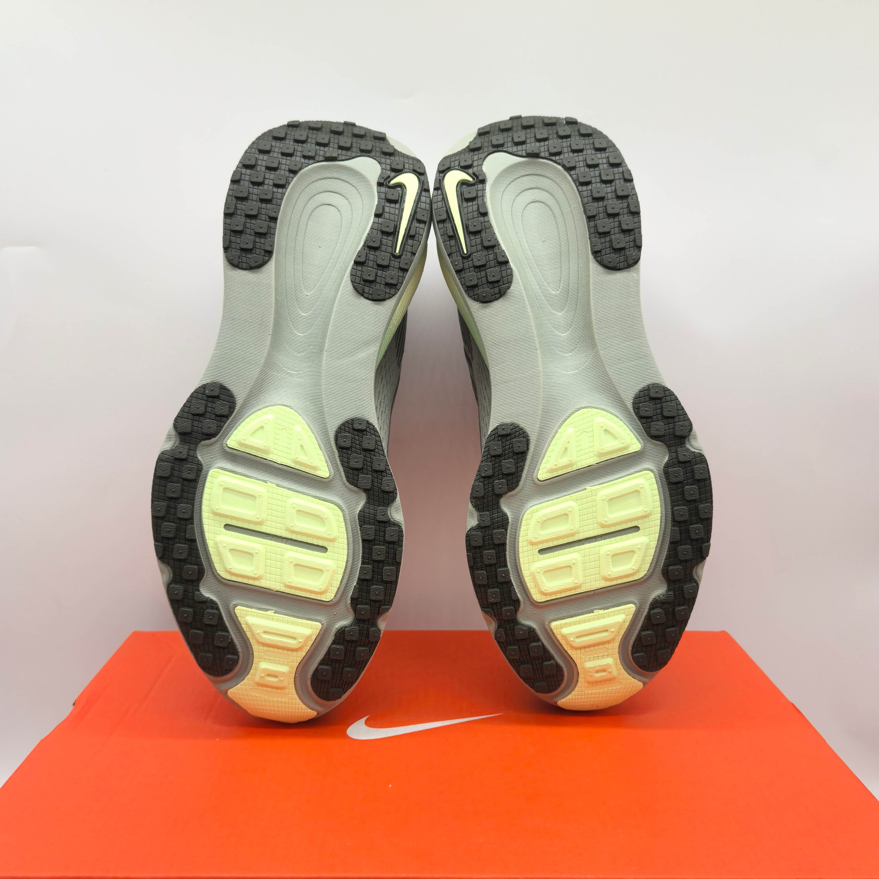 Basic Shoes Breathable M