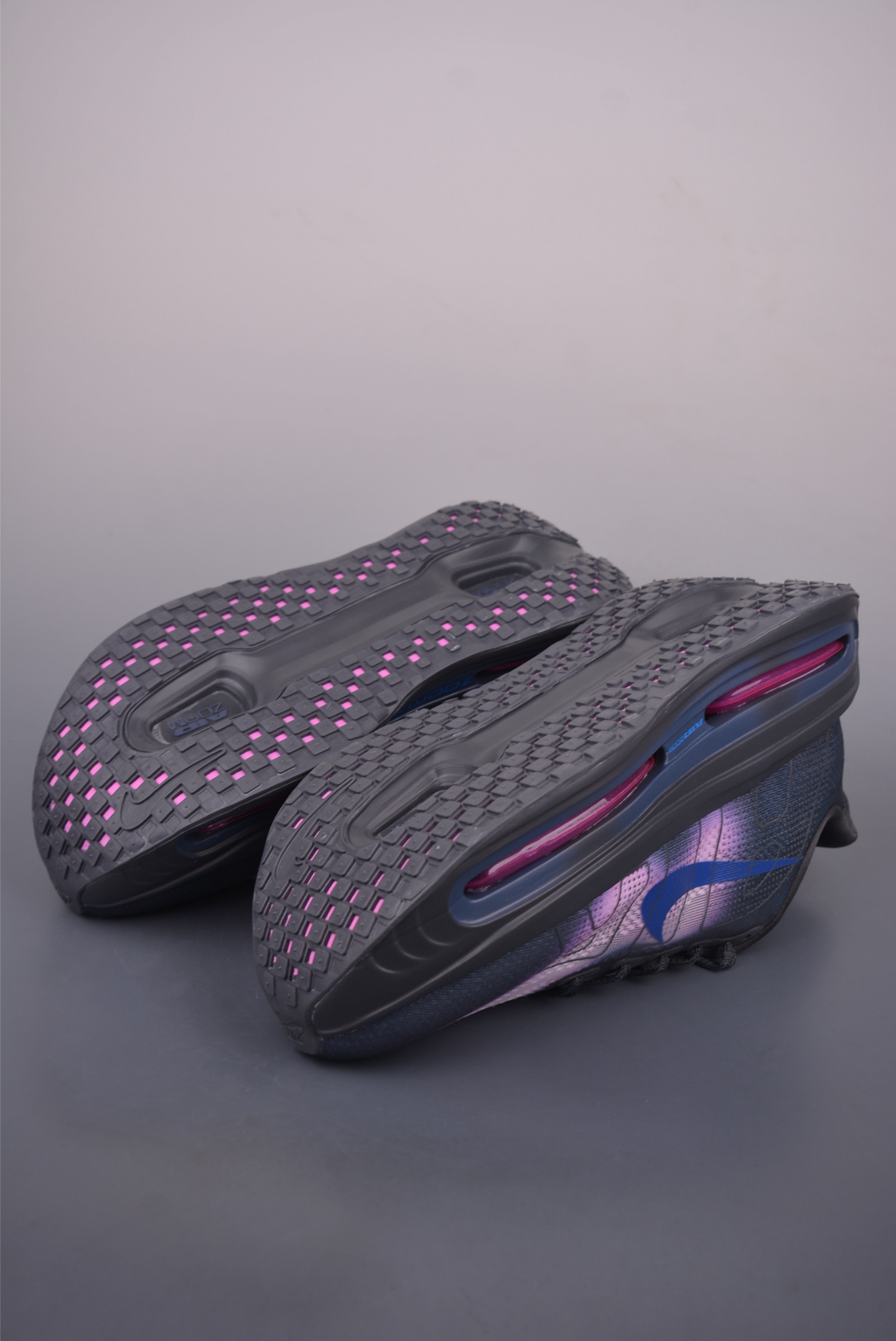 Basic Shoes M