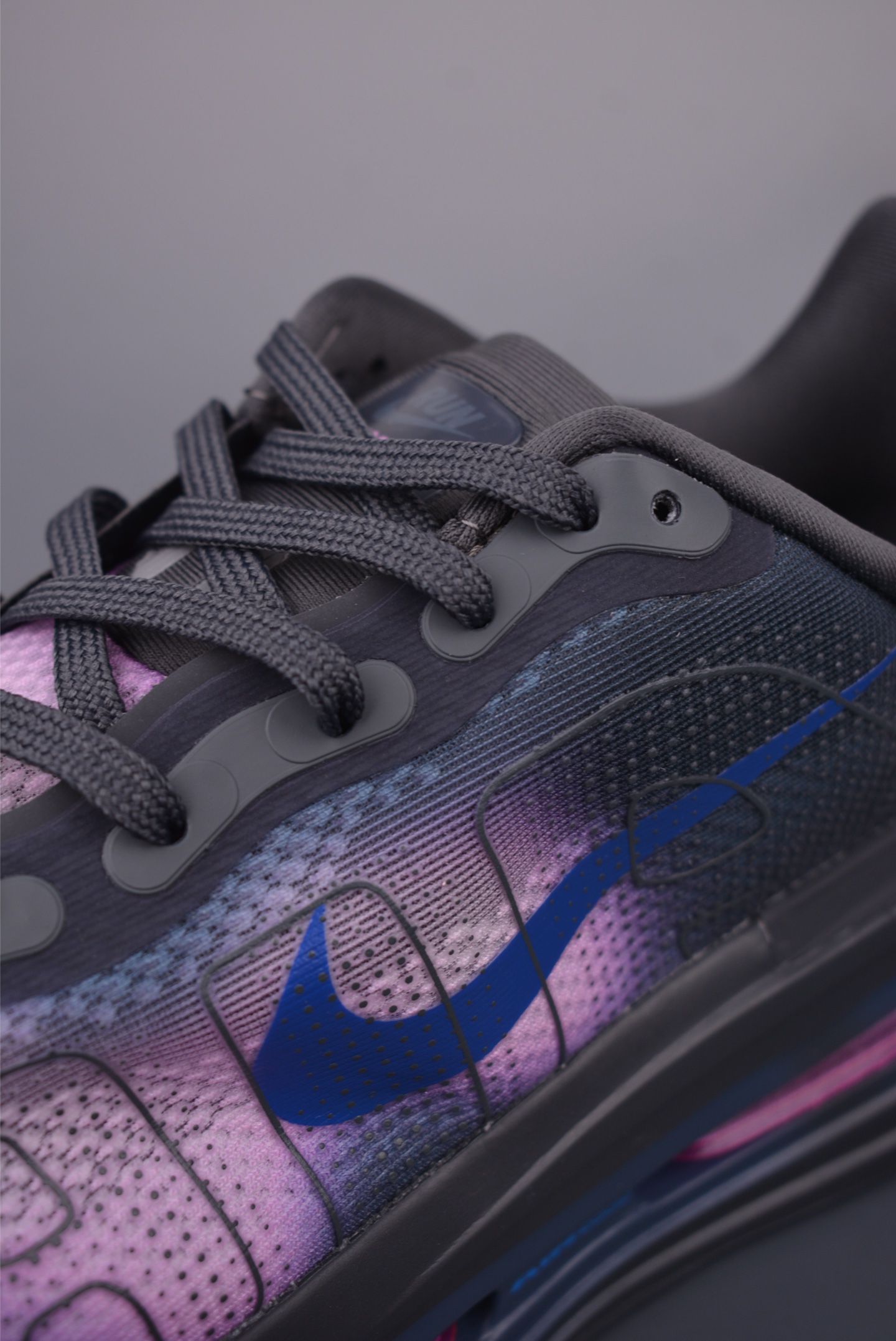 Basic Shoes M