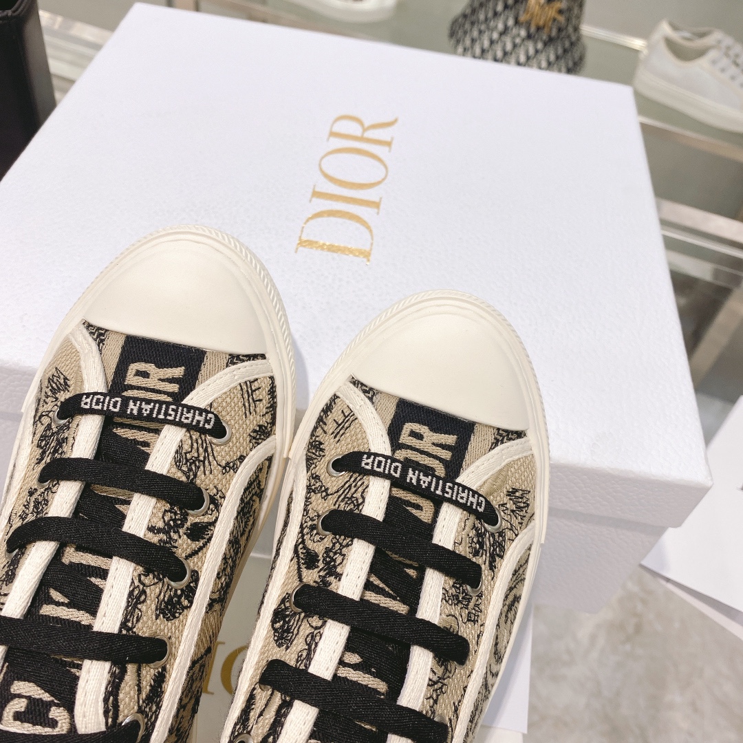 Basic Shoes L-s