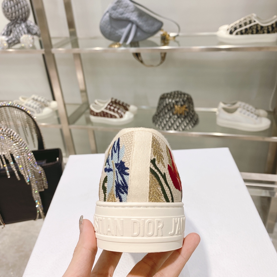 Basic Shoes L-s