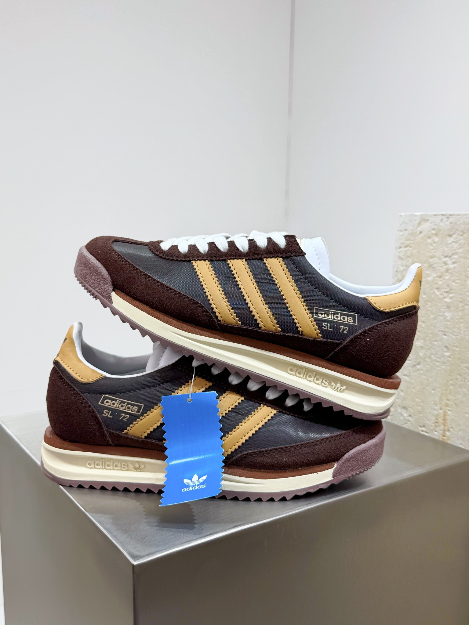 Adidas Male Running Shoes Lightweight L-s