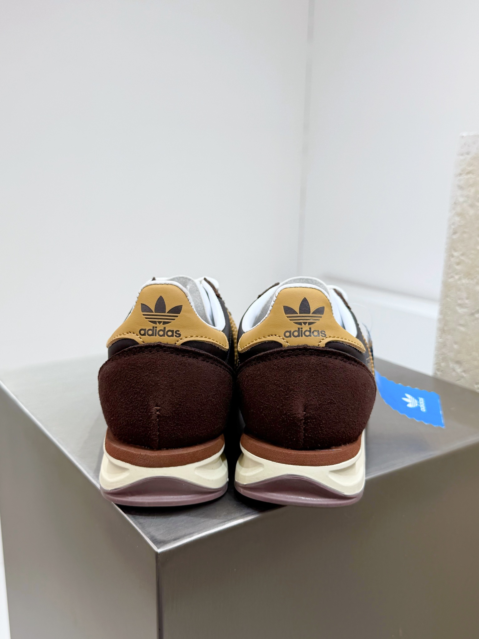 Adidas Male Running Shoes Lightweight L-s