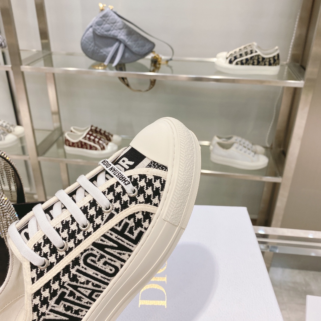 Basic Shoes L-s