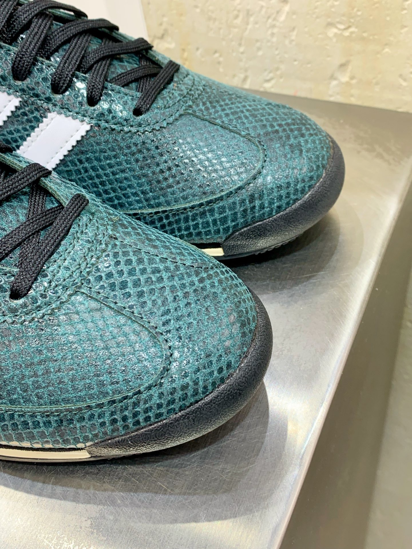 Adidas Board Shoes M-l-s