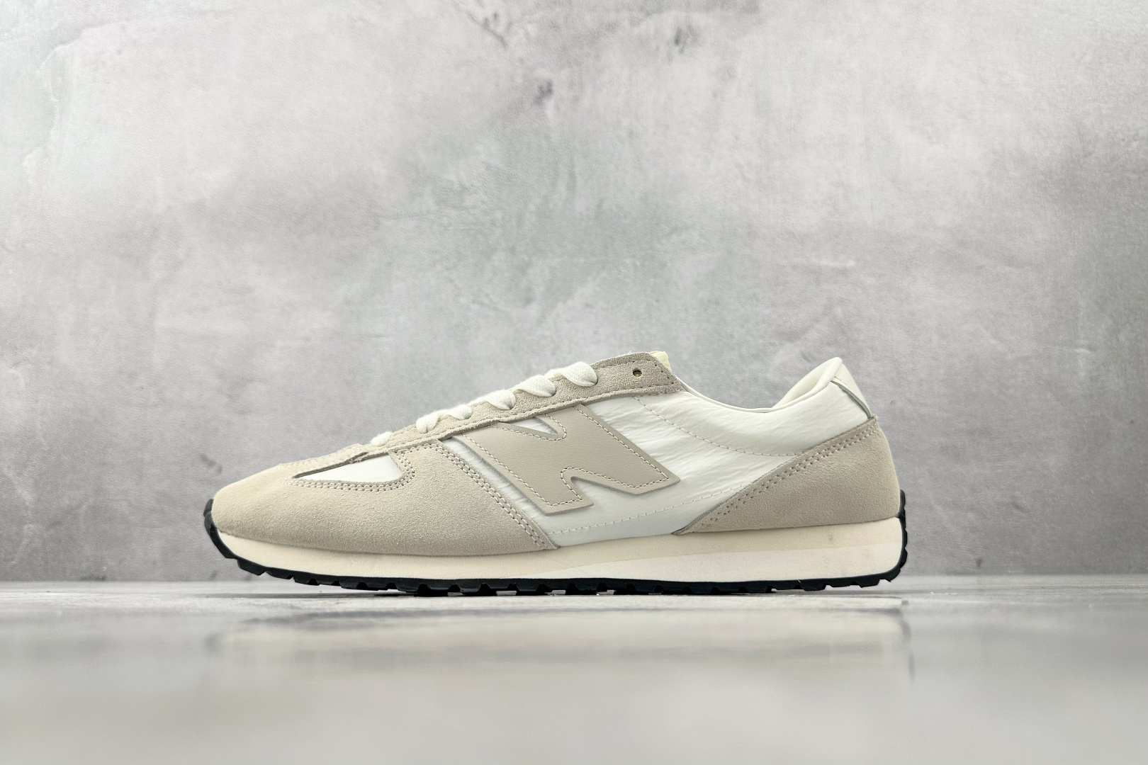 New Balance Basic Shoes L