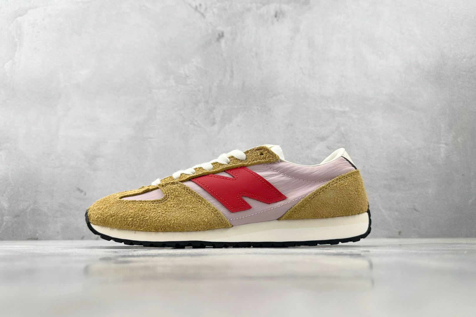 New Balance Basic Shoes L