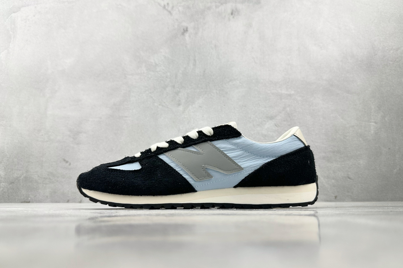 New Balance Basic Shoes L